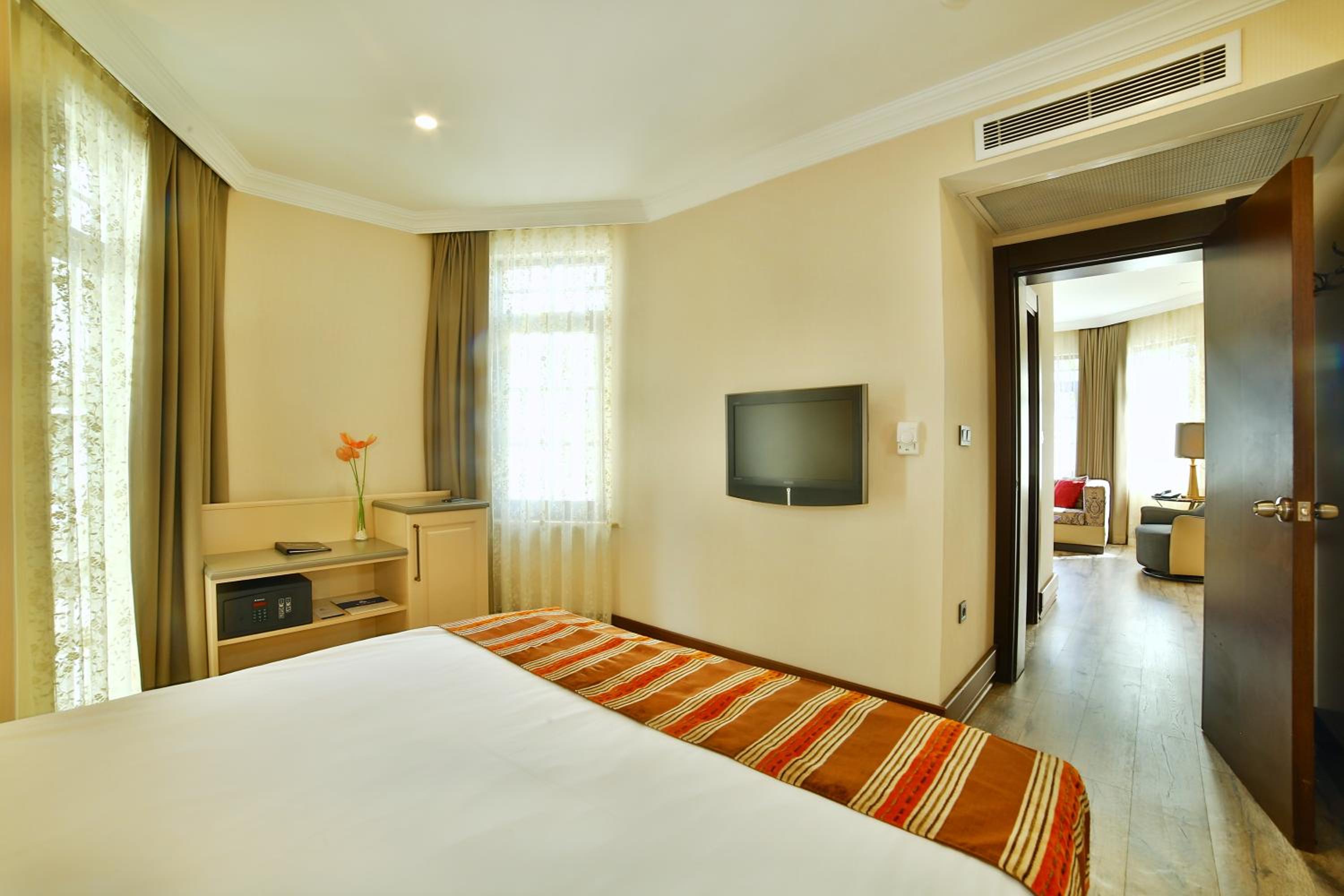 Konak Hotel Taksim - Image 44