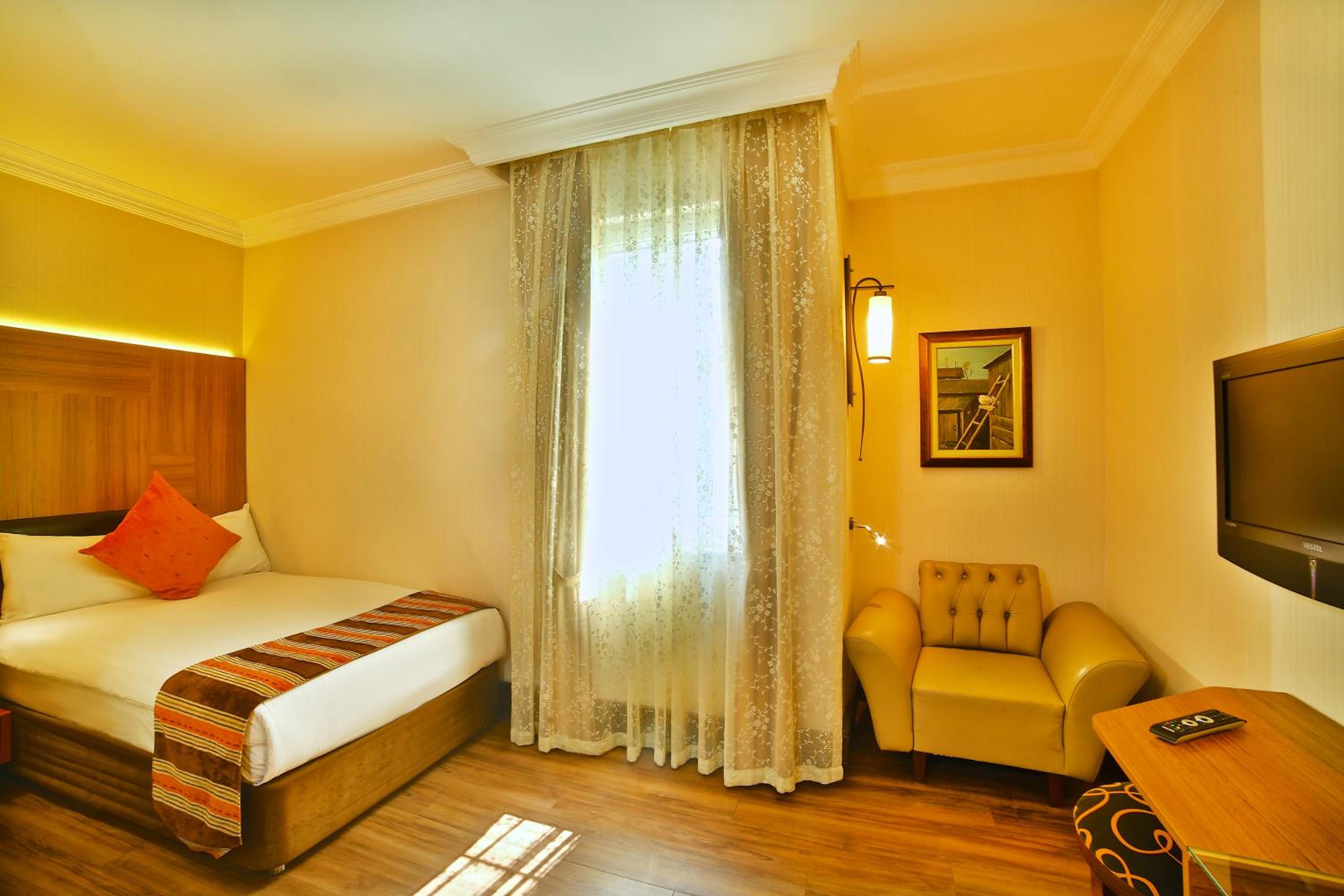 Konak Hotel Taksim - Image 37