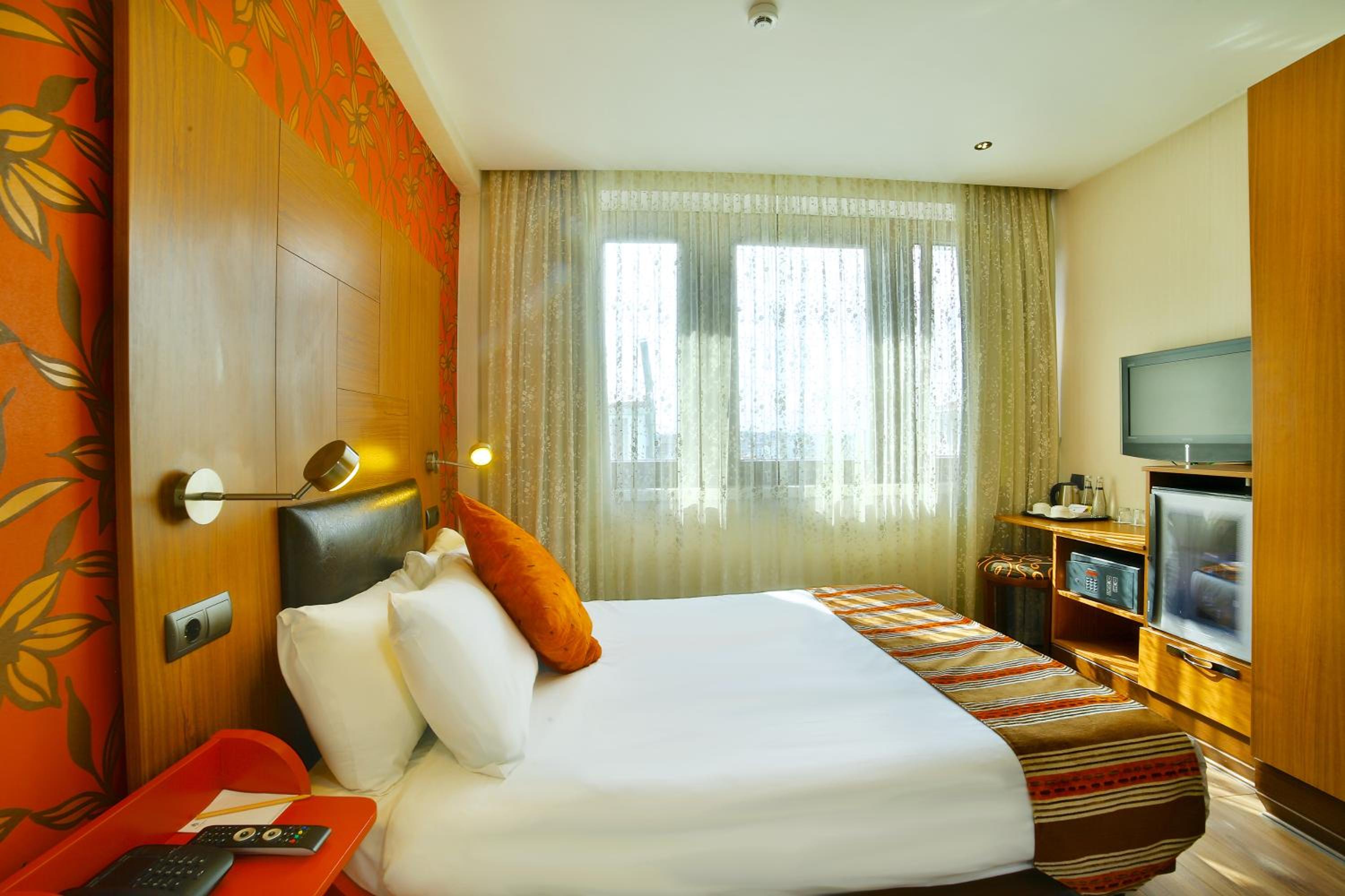 Konak Hotel Taksim - Image 16