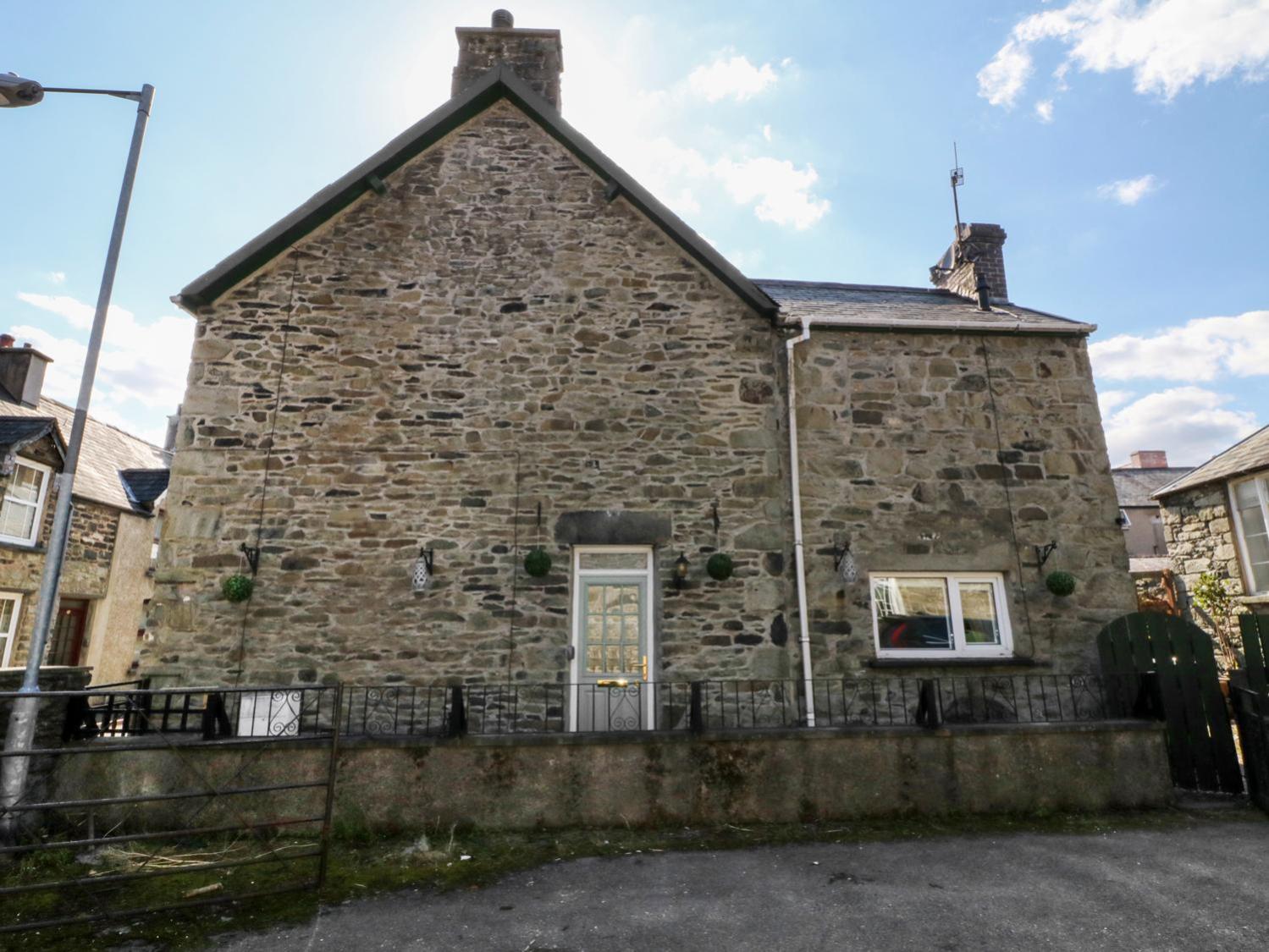 The Old School House