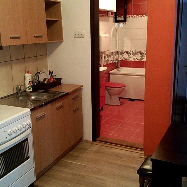 Photo 33
