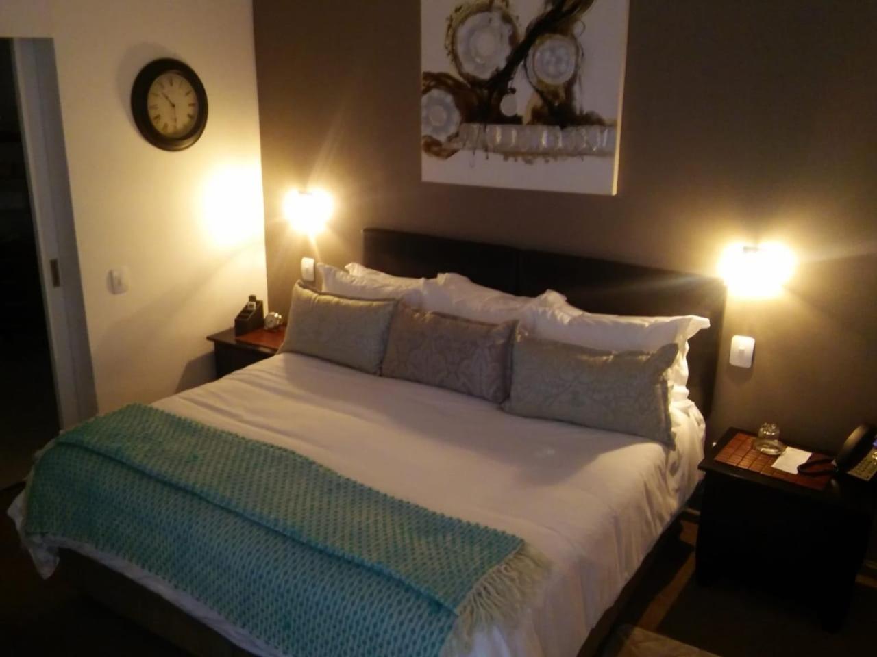Point B Guest House -Sustainable Solar Energy — photo 59