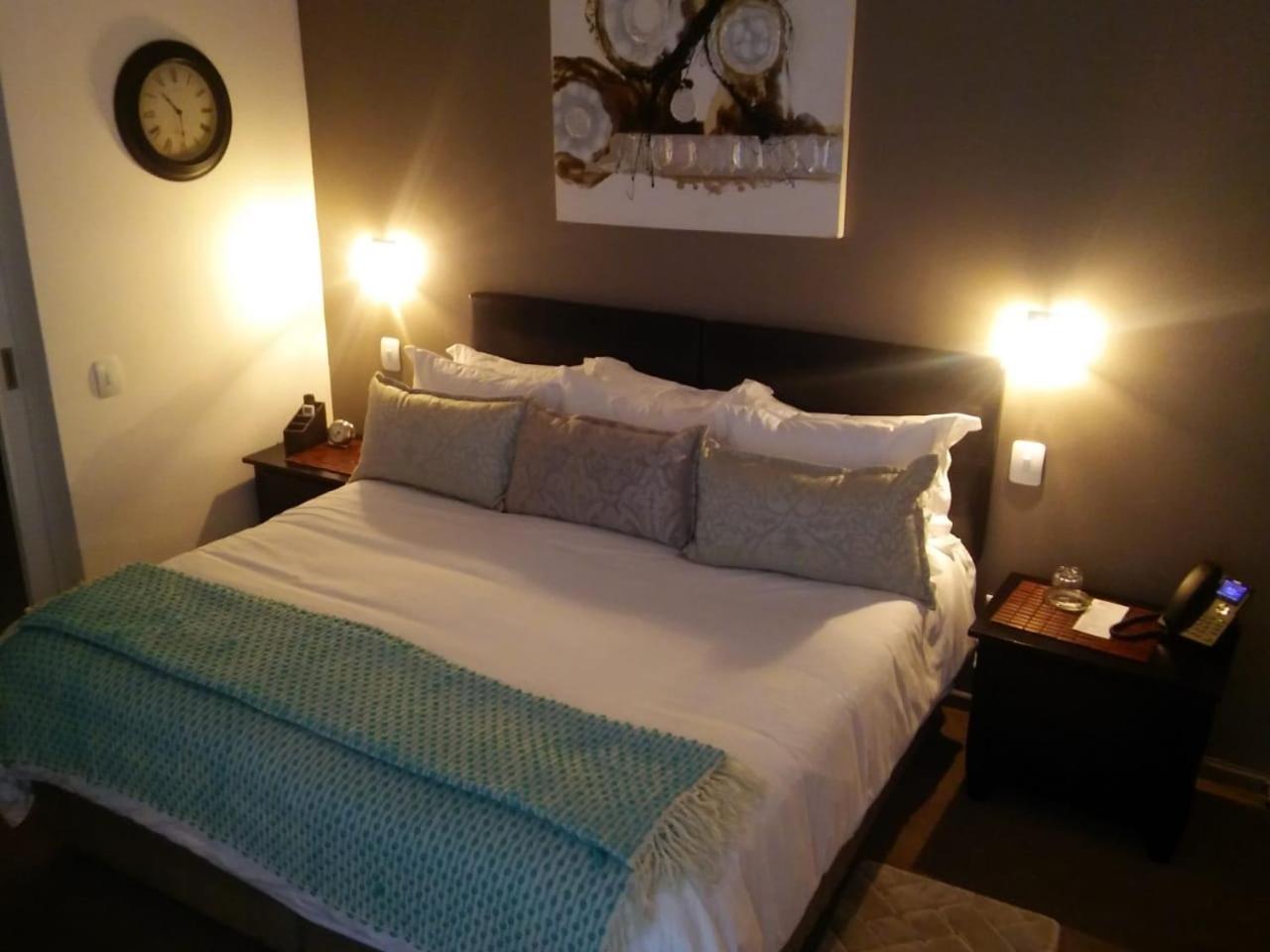 Point B Guest House -Sustainable Solar Energy — photo 96