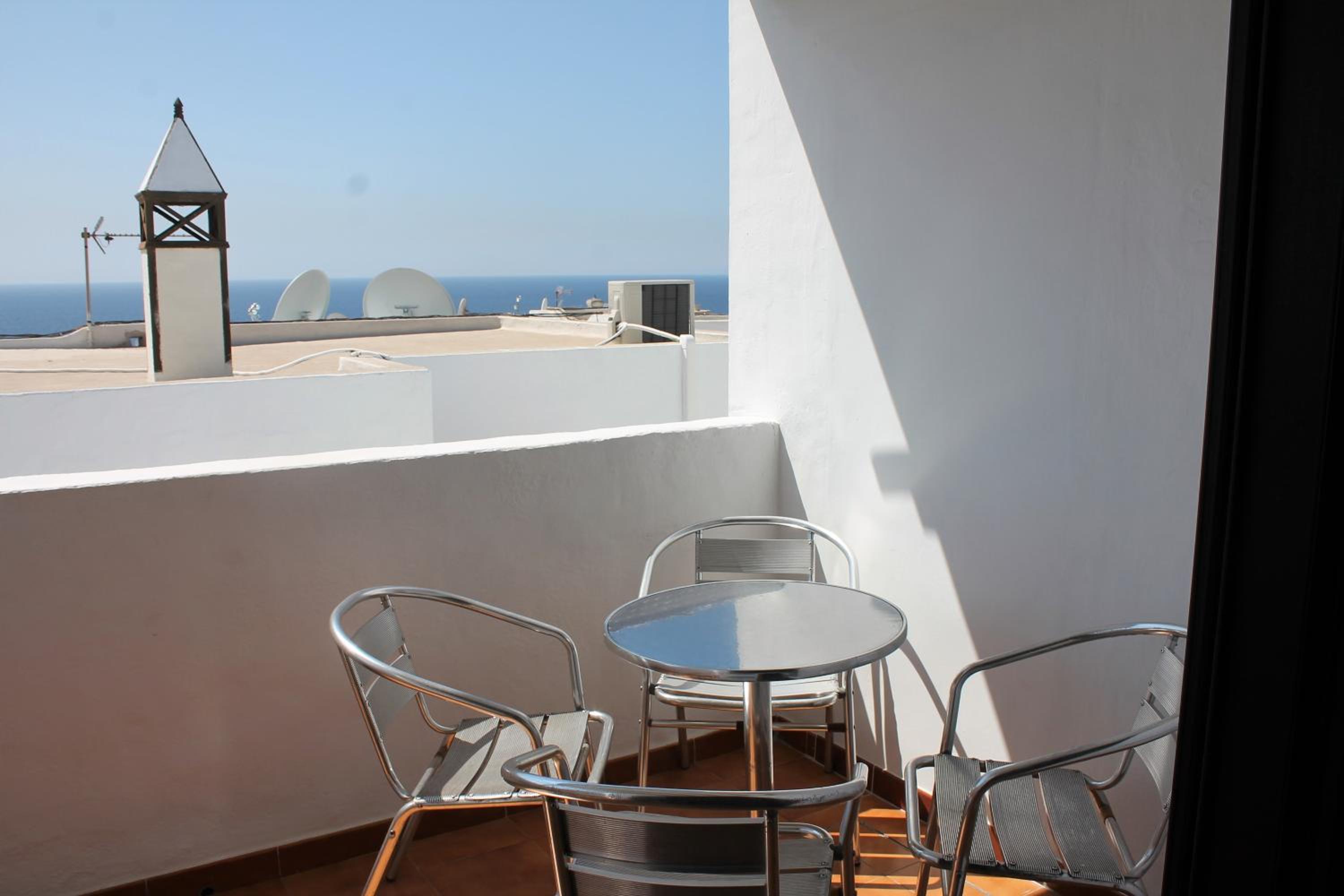 Bungalow La Marisma - 600M to the Beach By Lanzarote Vacation Homes view 4