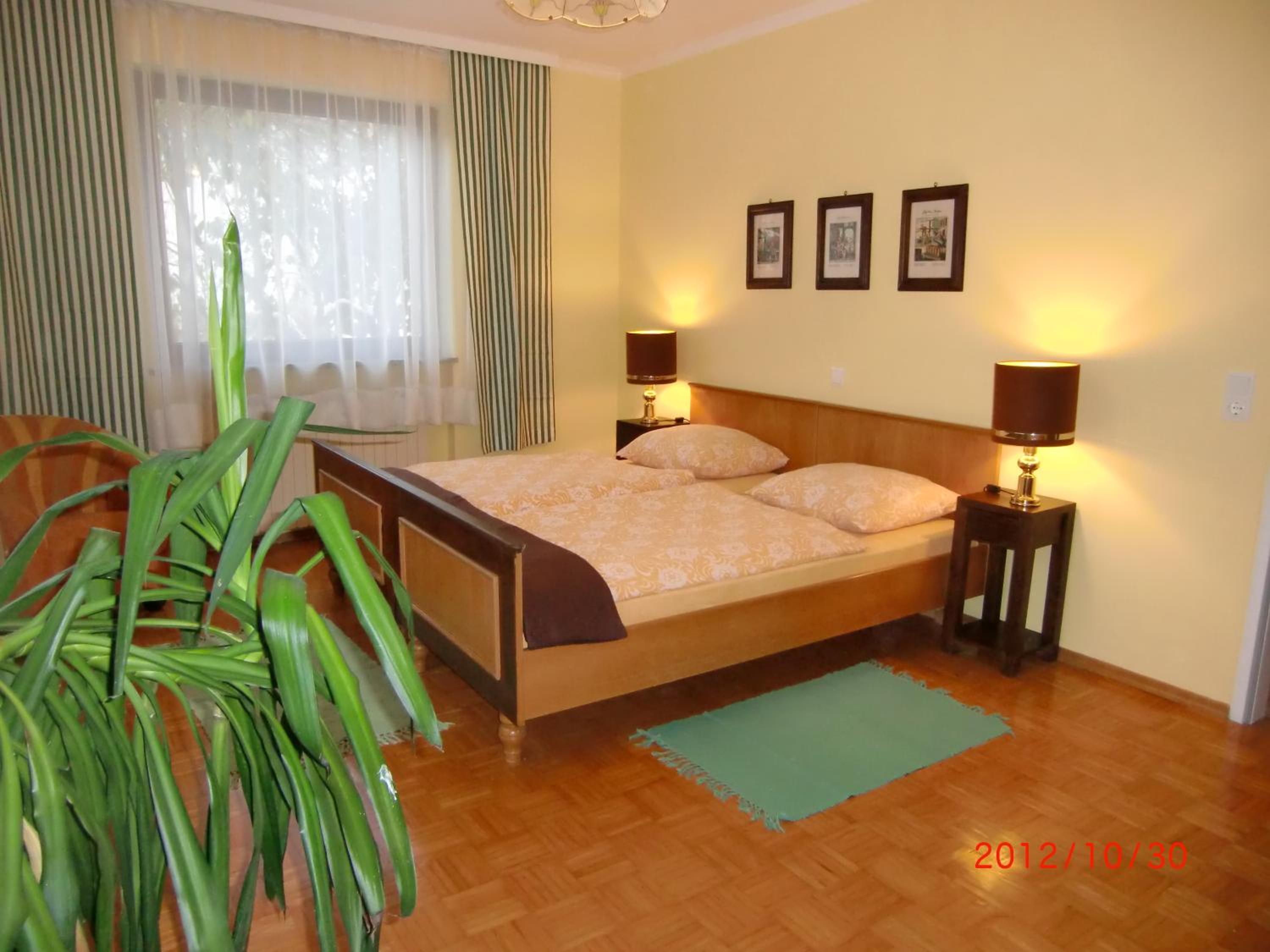 Appartement-Heuberg view 2