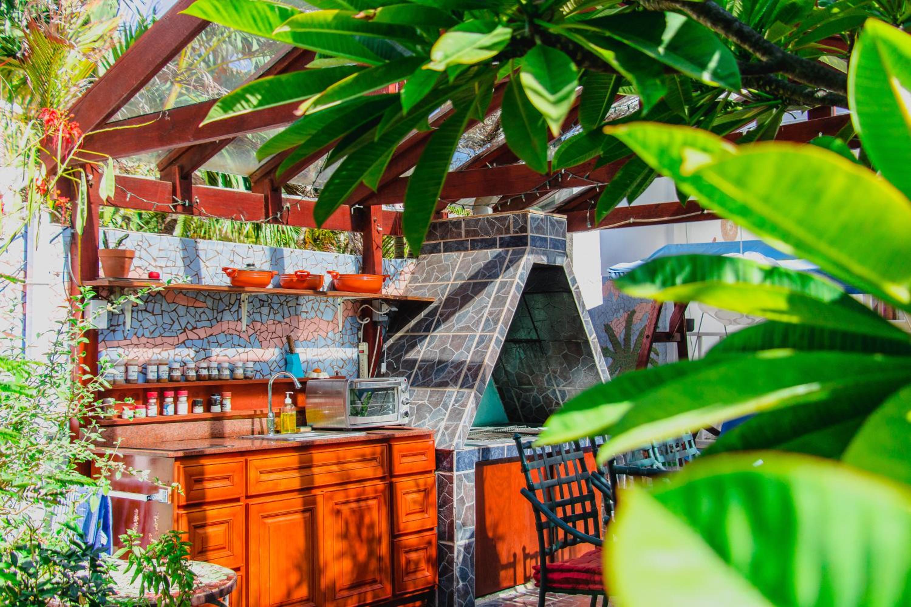 Sunflower Villa Studios