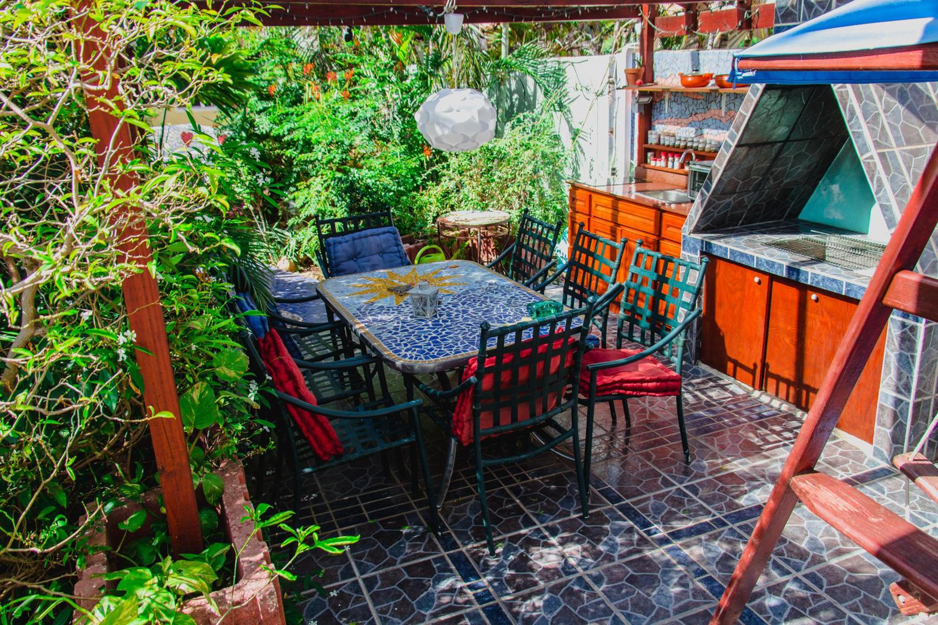 Sunflower Villa Studios