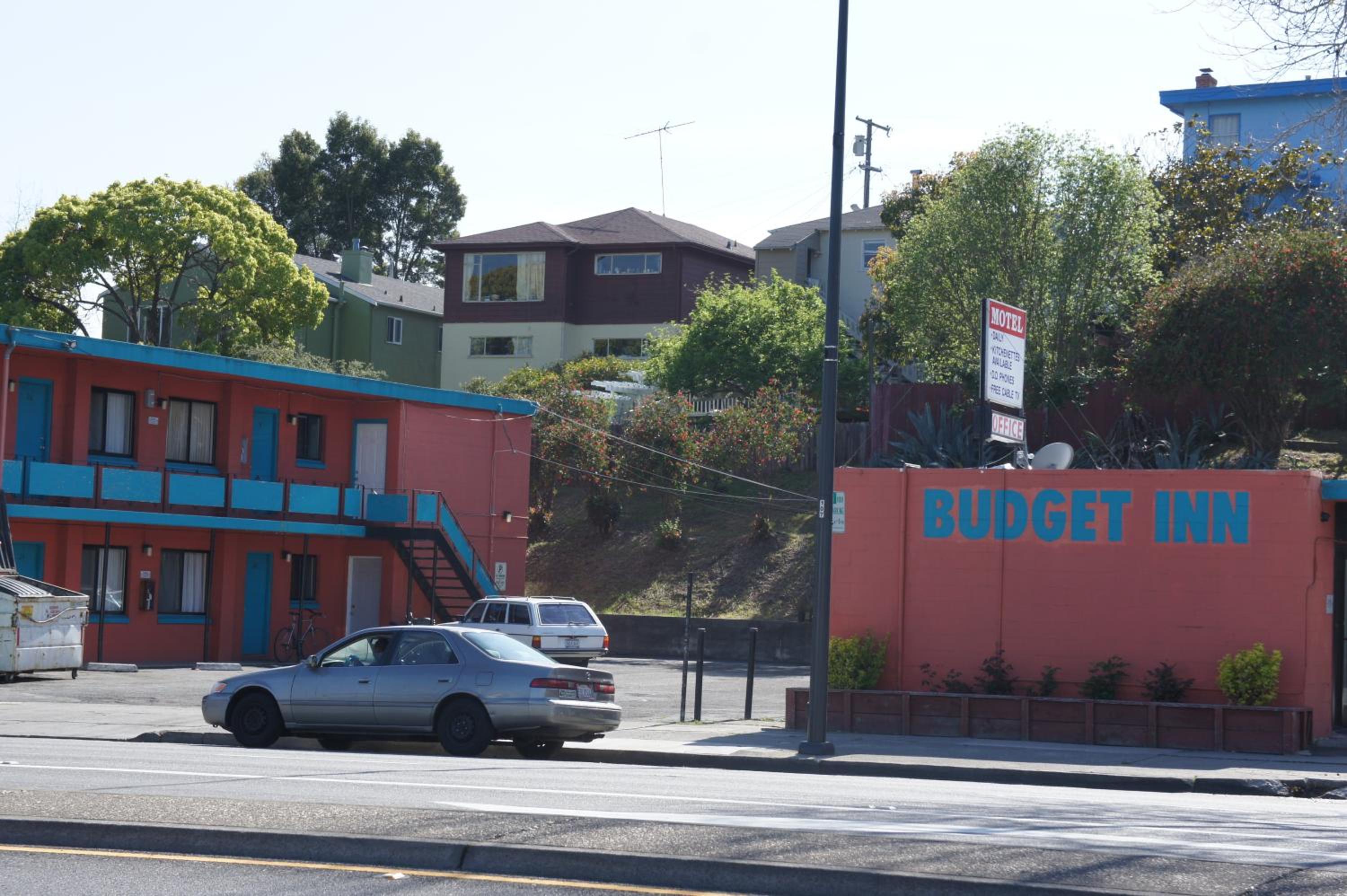 Budget Inn