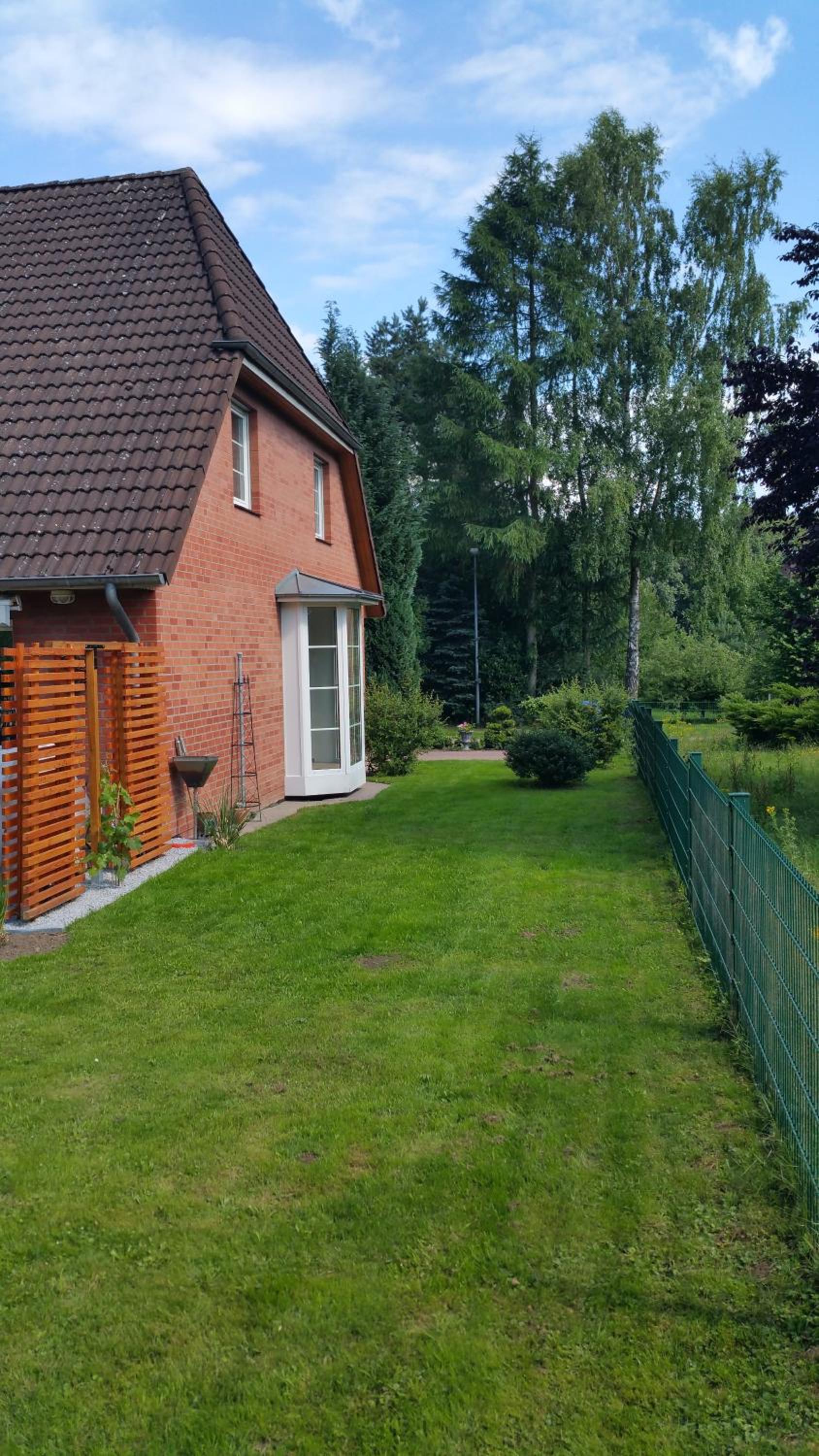 Ferienhaus an der Grenze zu Hamburg Zentrale Lage