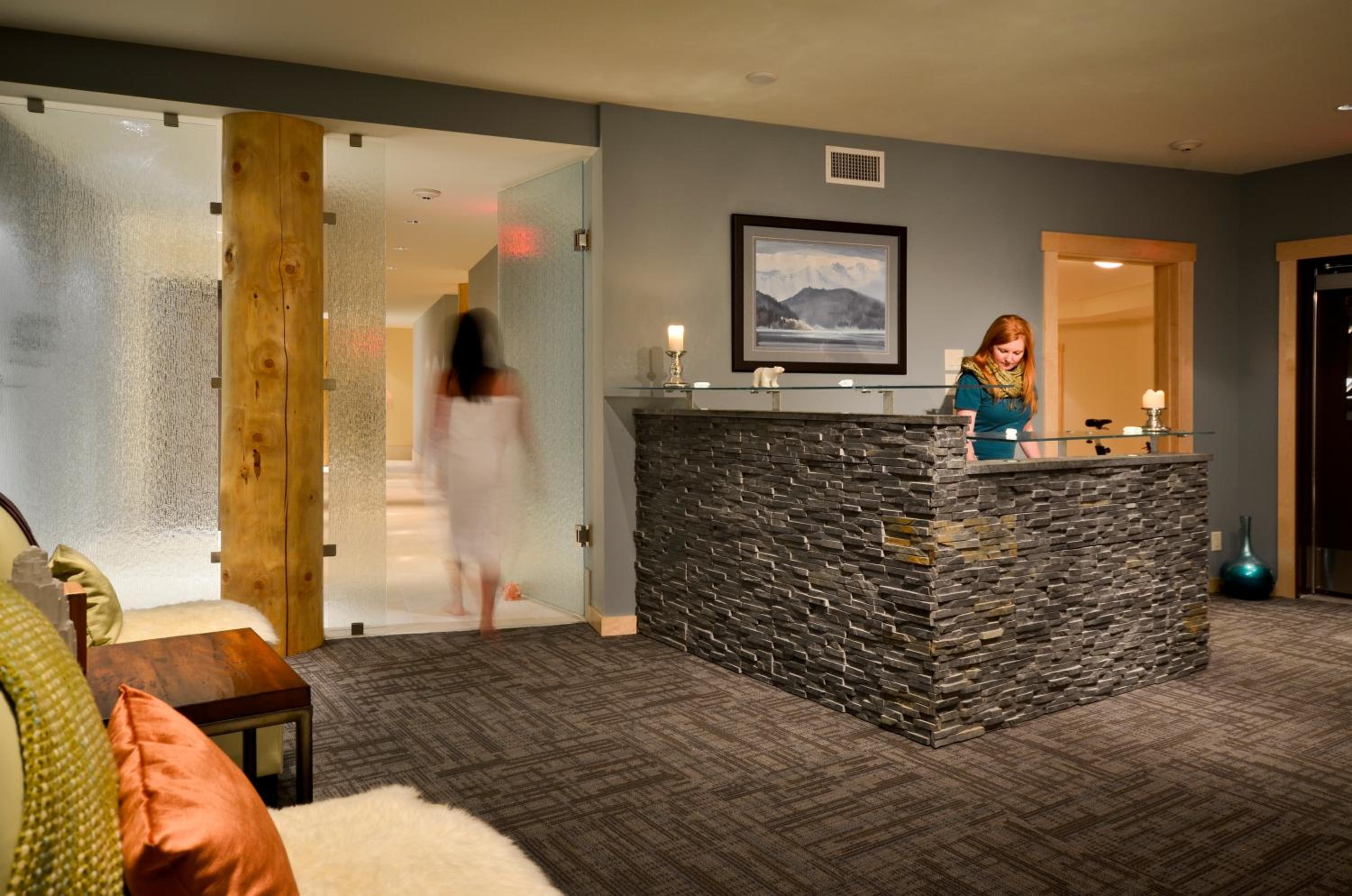 Tyax Lodge & Heliskiing