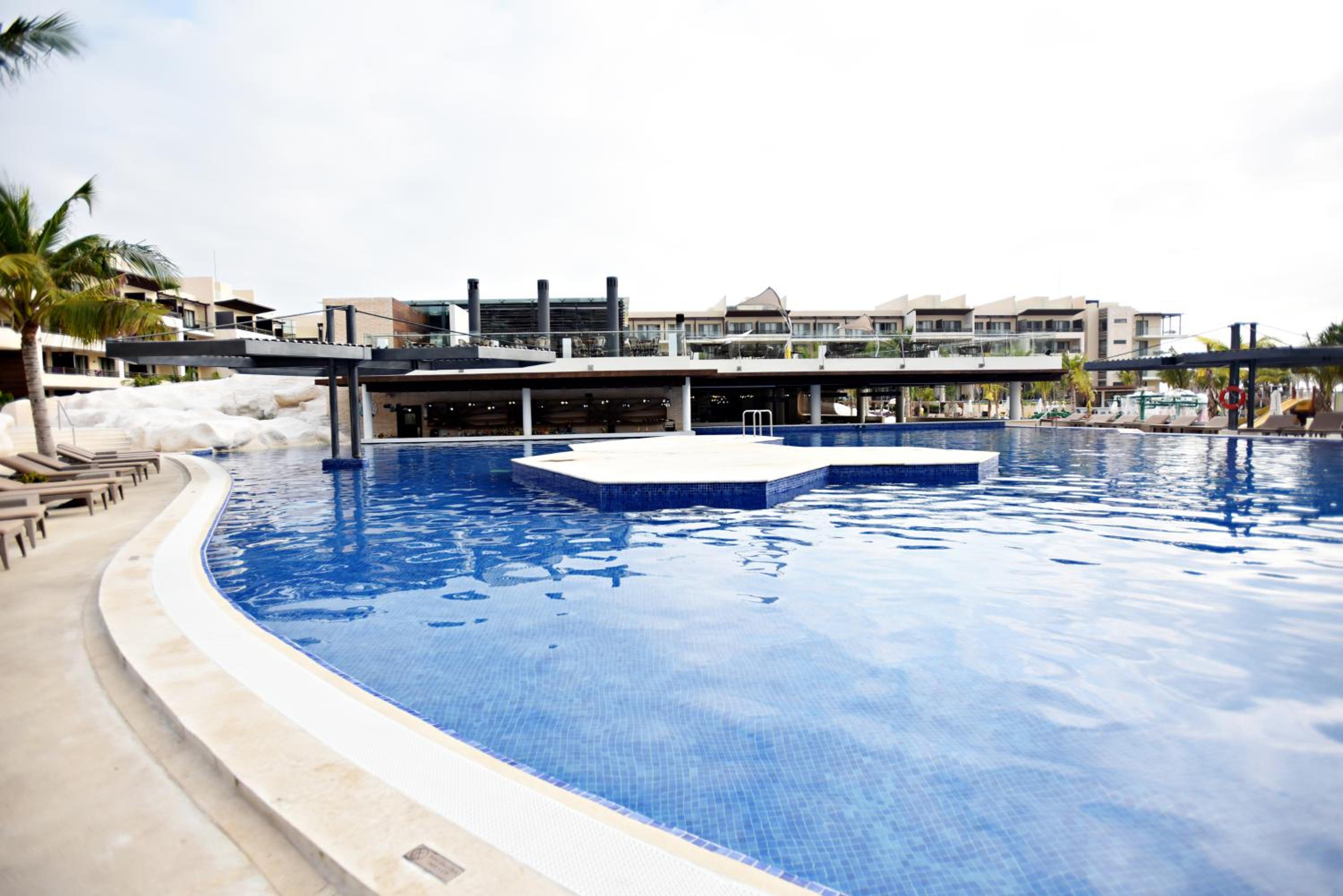 Royalton Riviera Cancun, An Autograph Collection All-Inclusive Resort  Casino - Property Image 8