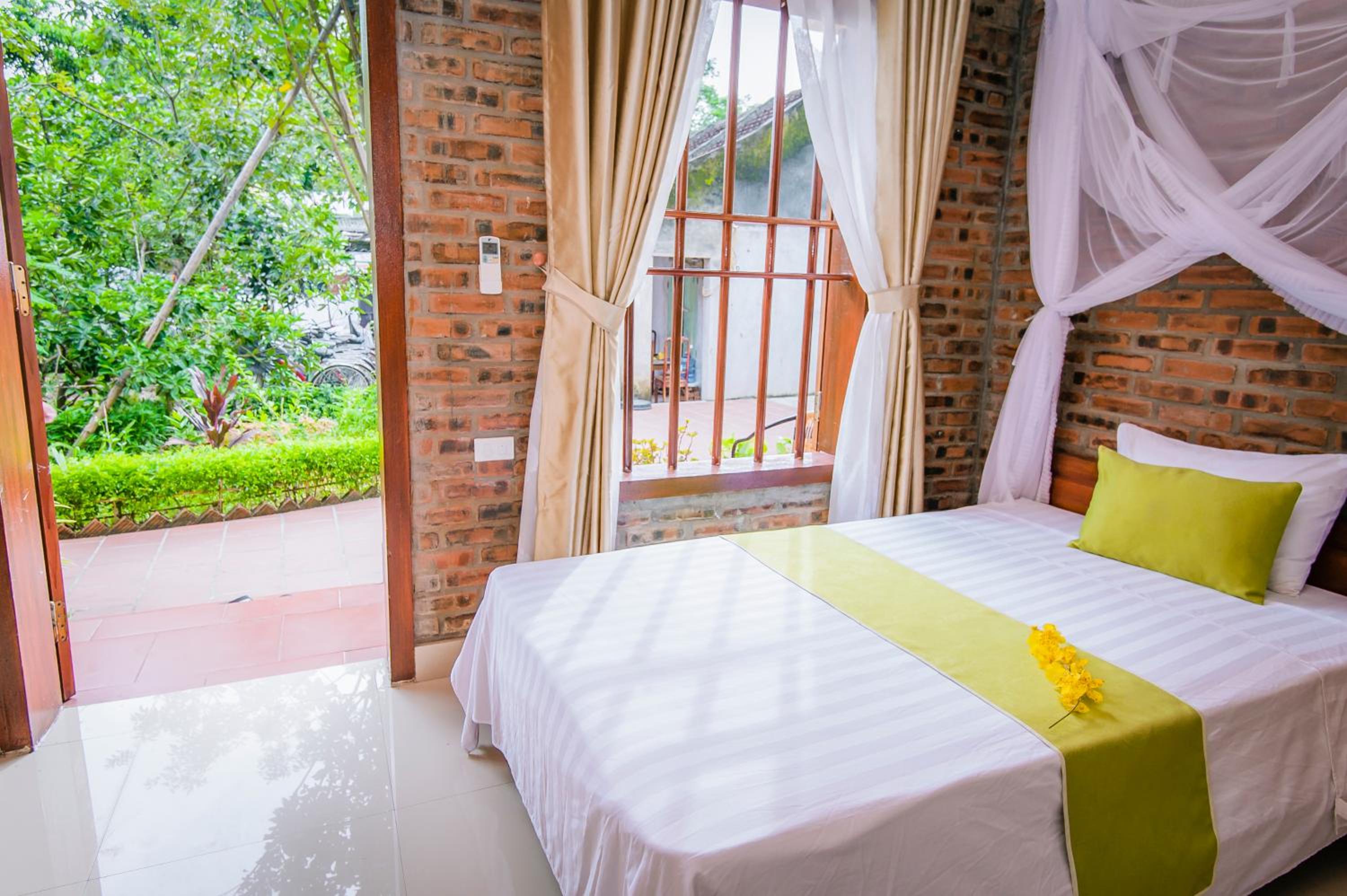 Tam Coc Lake View Homestay