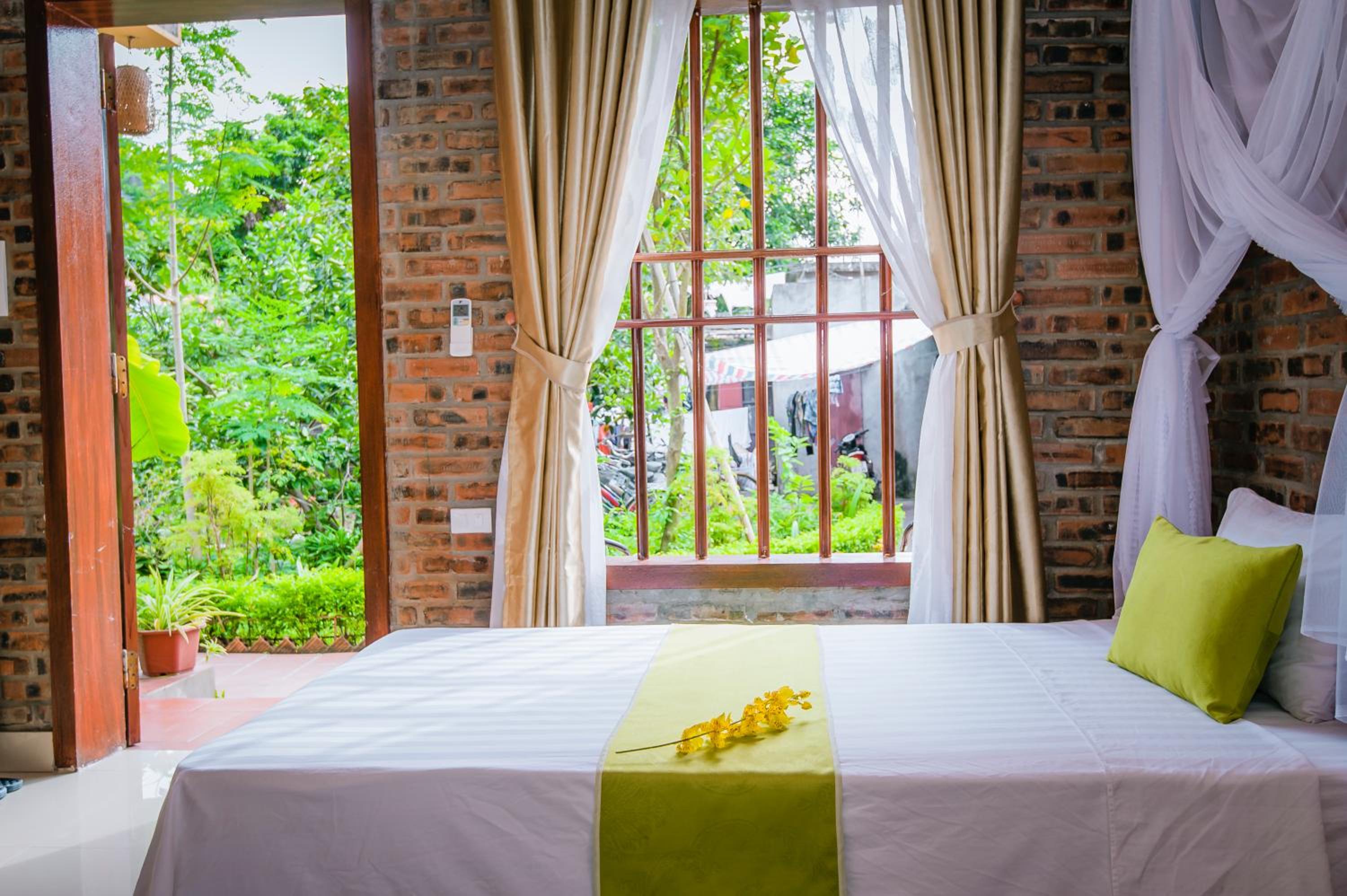 Tam Coc Lake View Homestay