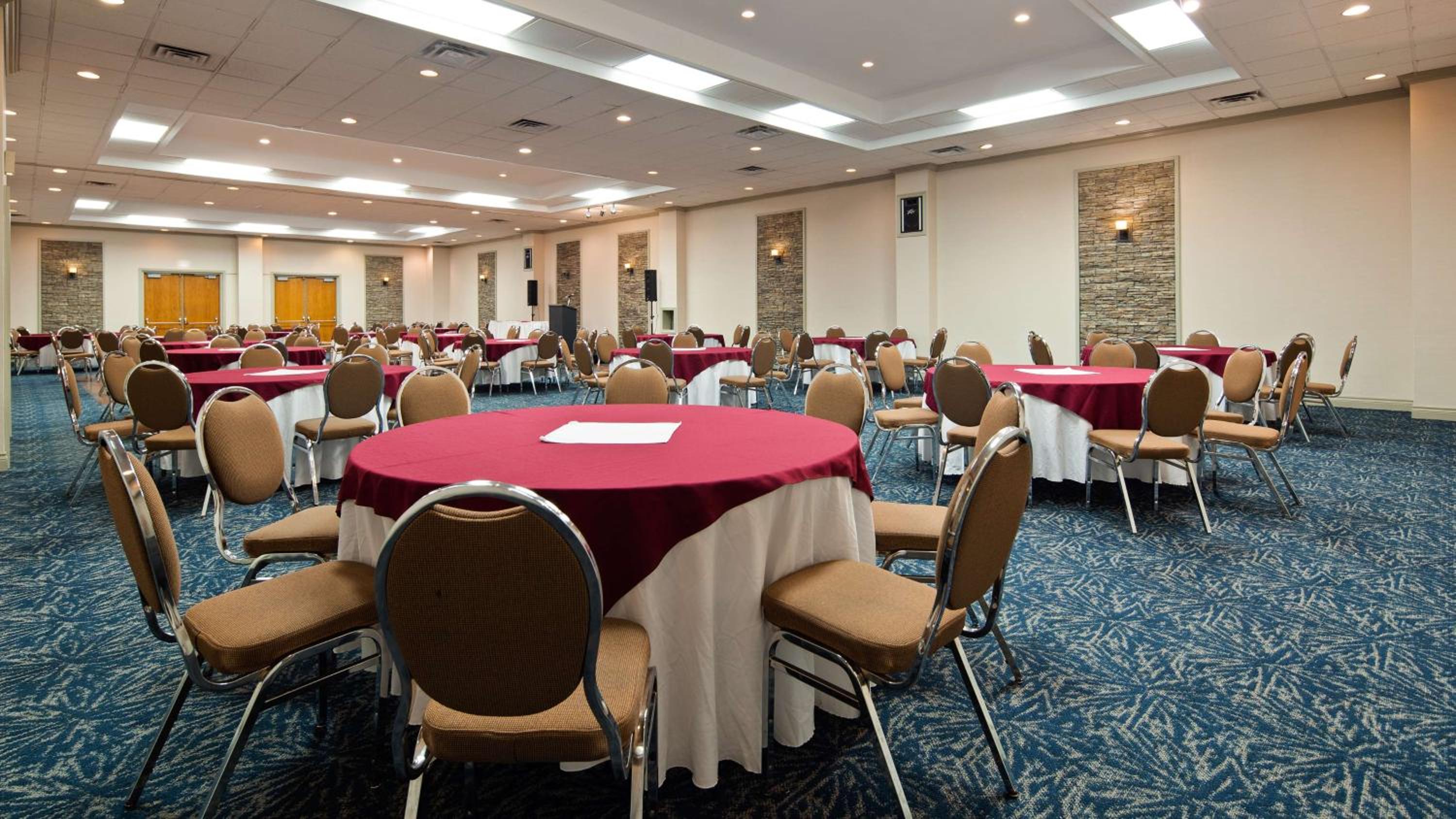 North Bay Vacations - Best Western North Bay Hotel  Conference Centre - Property Image 1