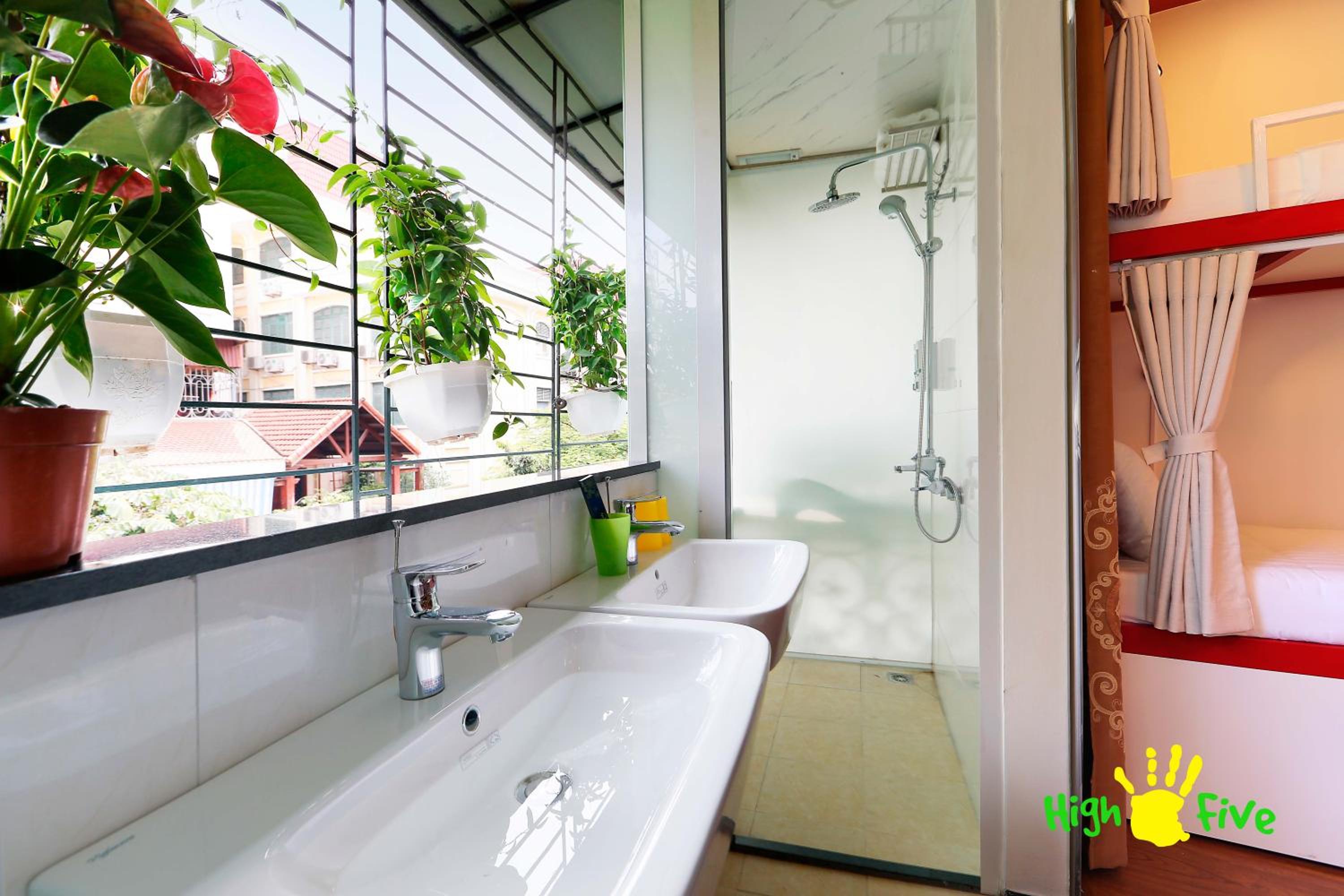 Hanoi High Five hostel