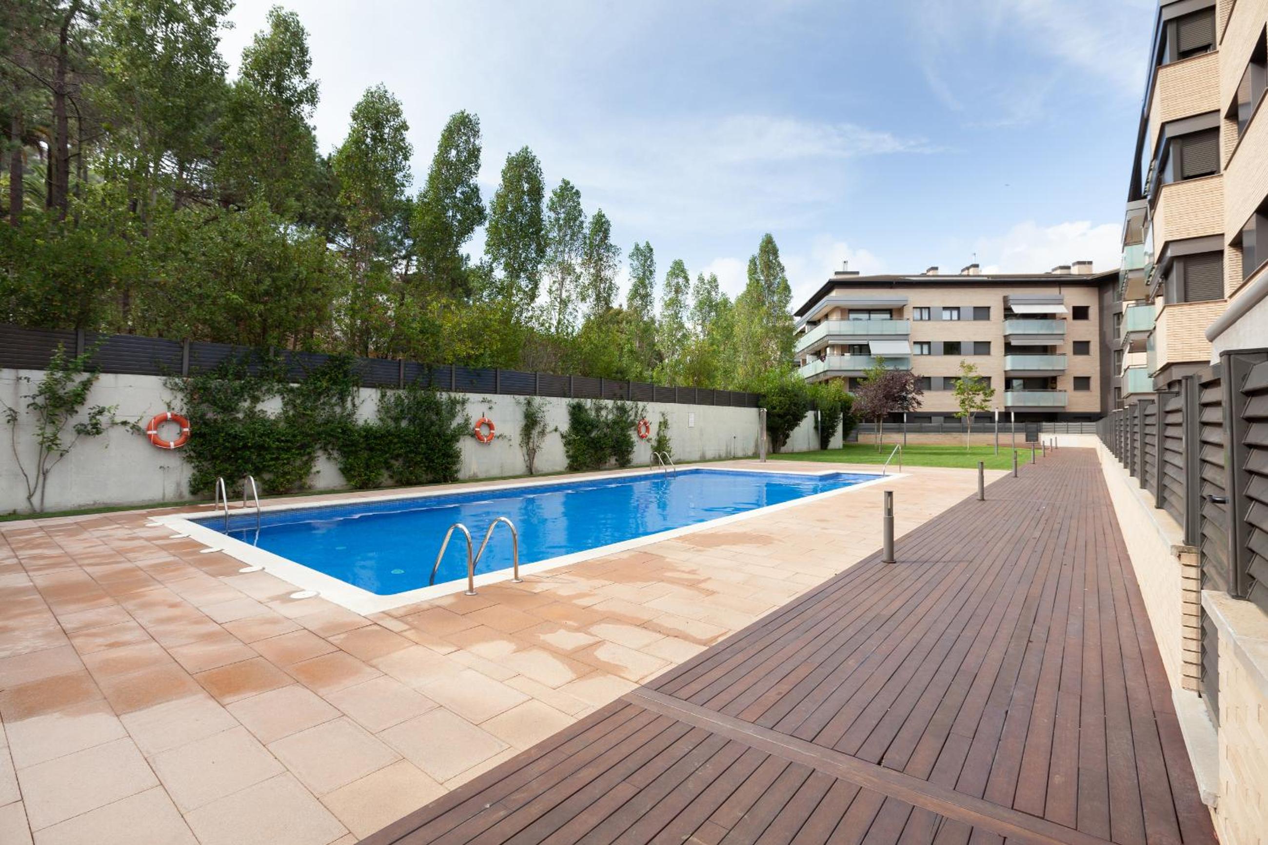 Lets Holidays apartment pool Puerto Rico