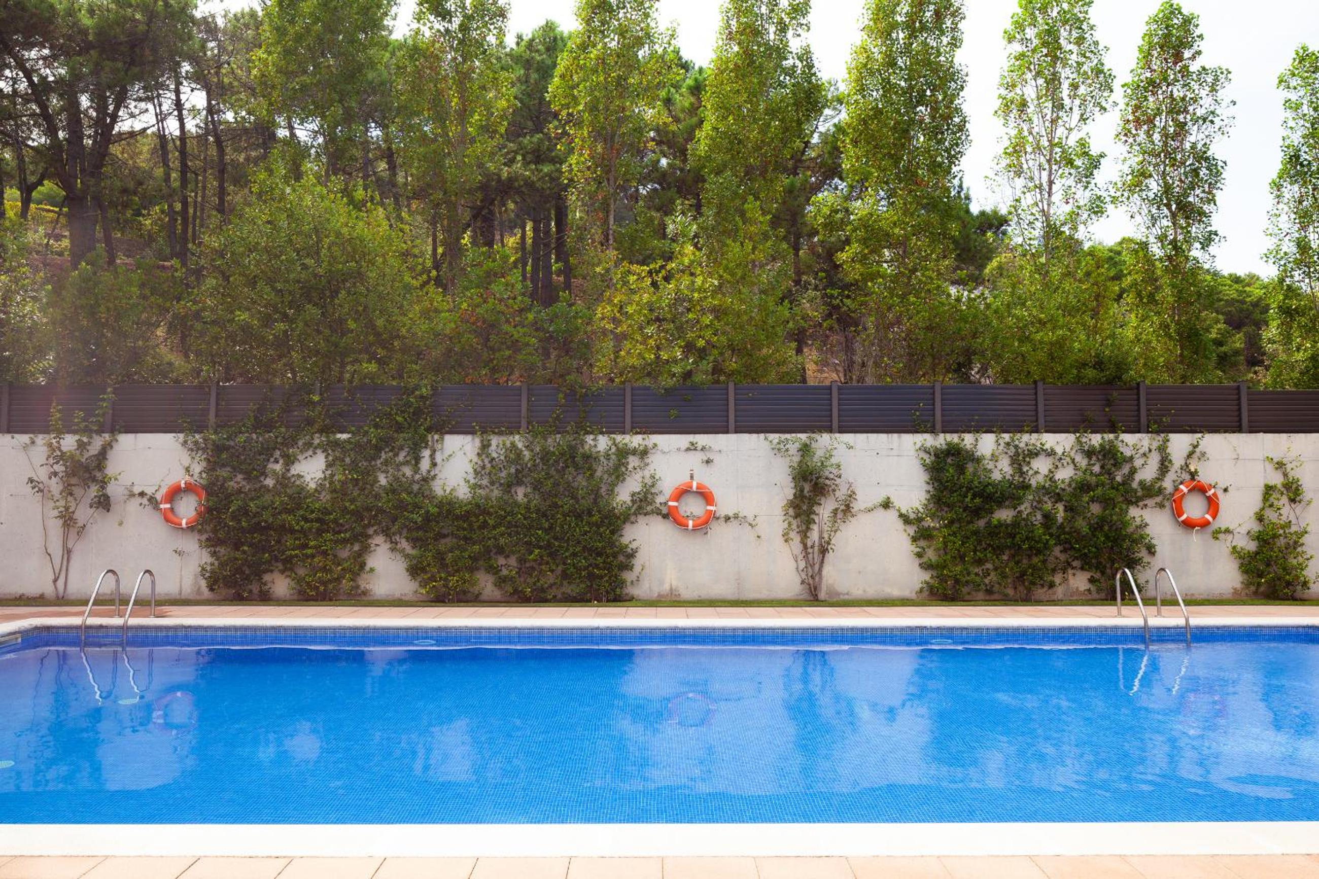 Lets Holidays apartment pool Puerto Rico