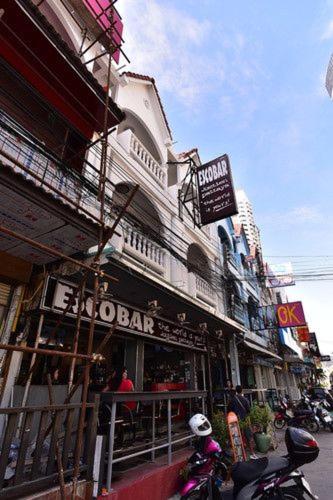 Escobar Guesthouse