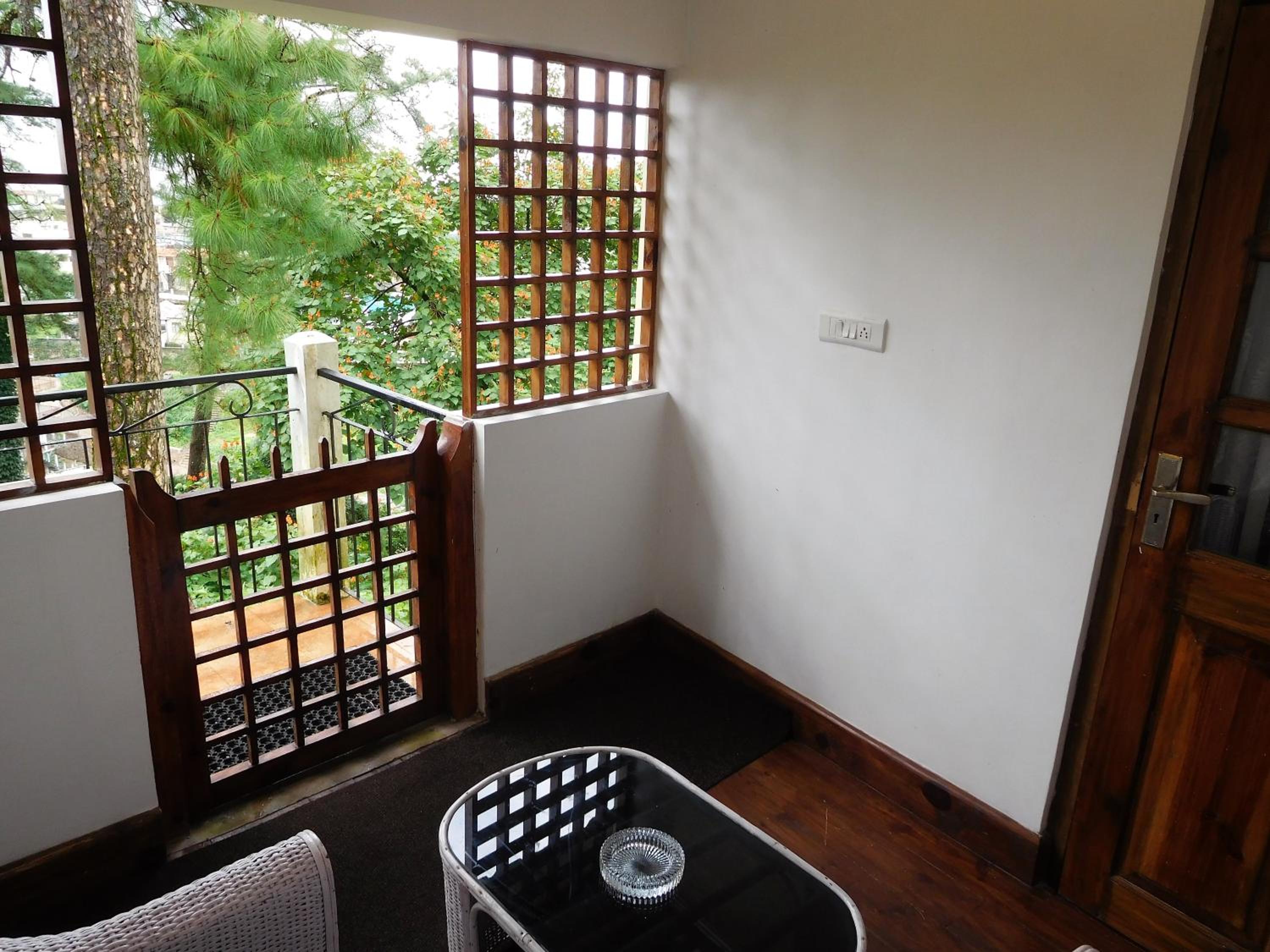 balcony