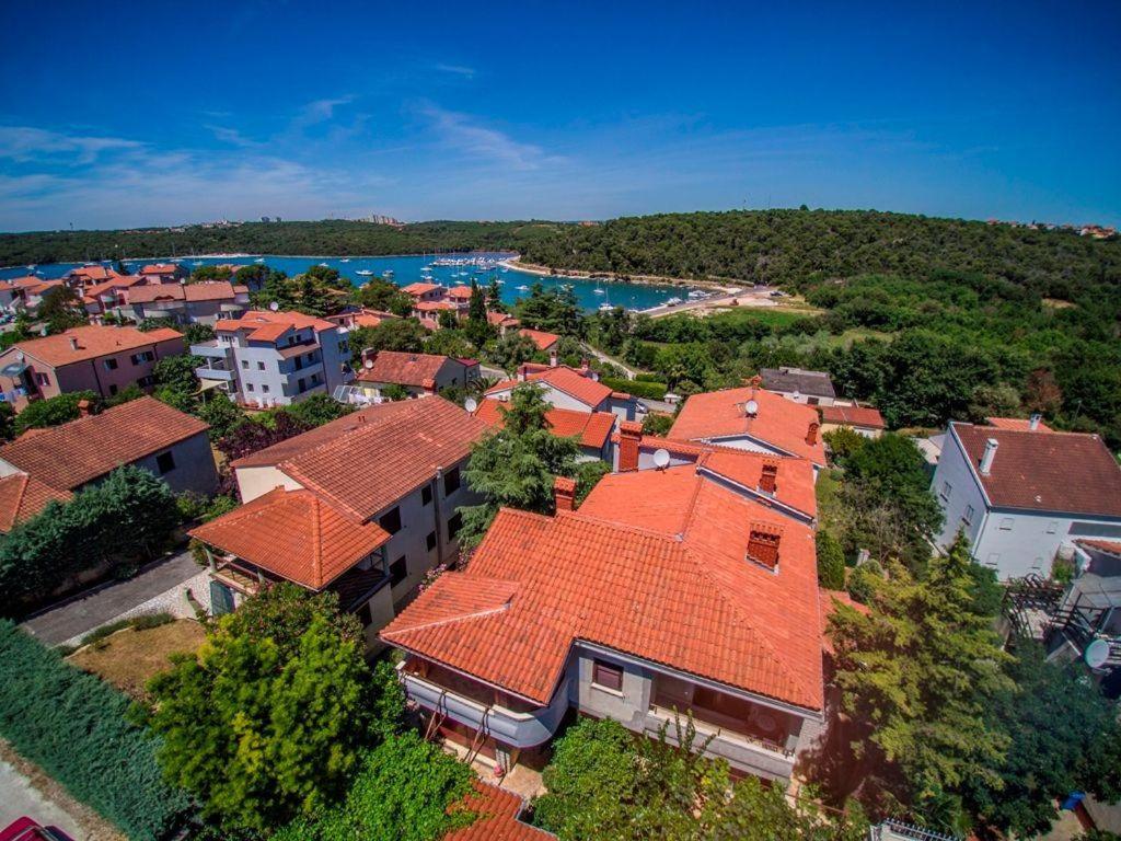 Beautiful-Banjole-Beachside-Apartment-A1-150m-from-the-beach view 5