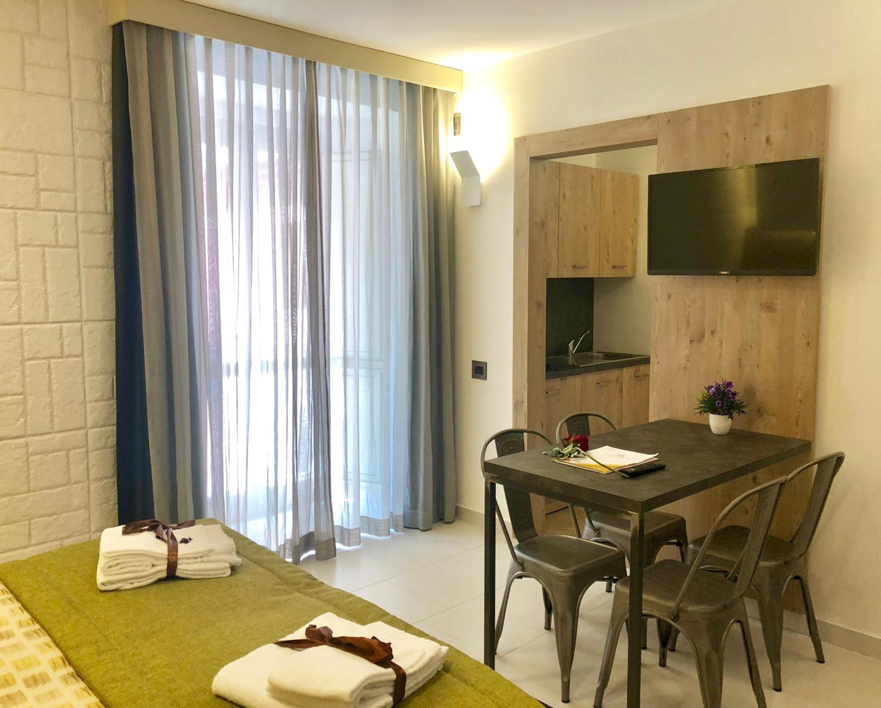 Relais Piazza Del Plebiscito B&B