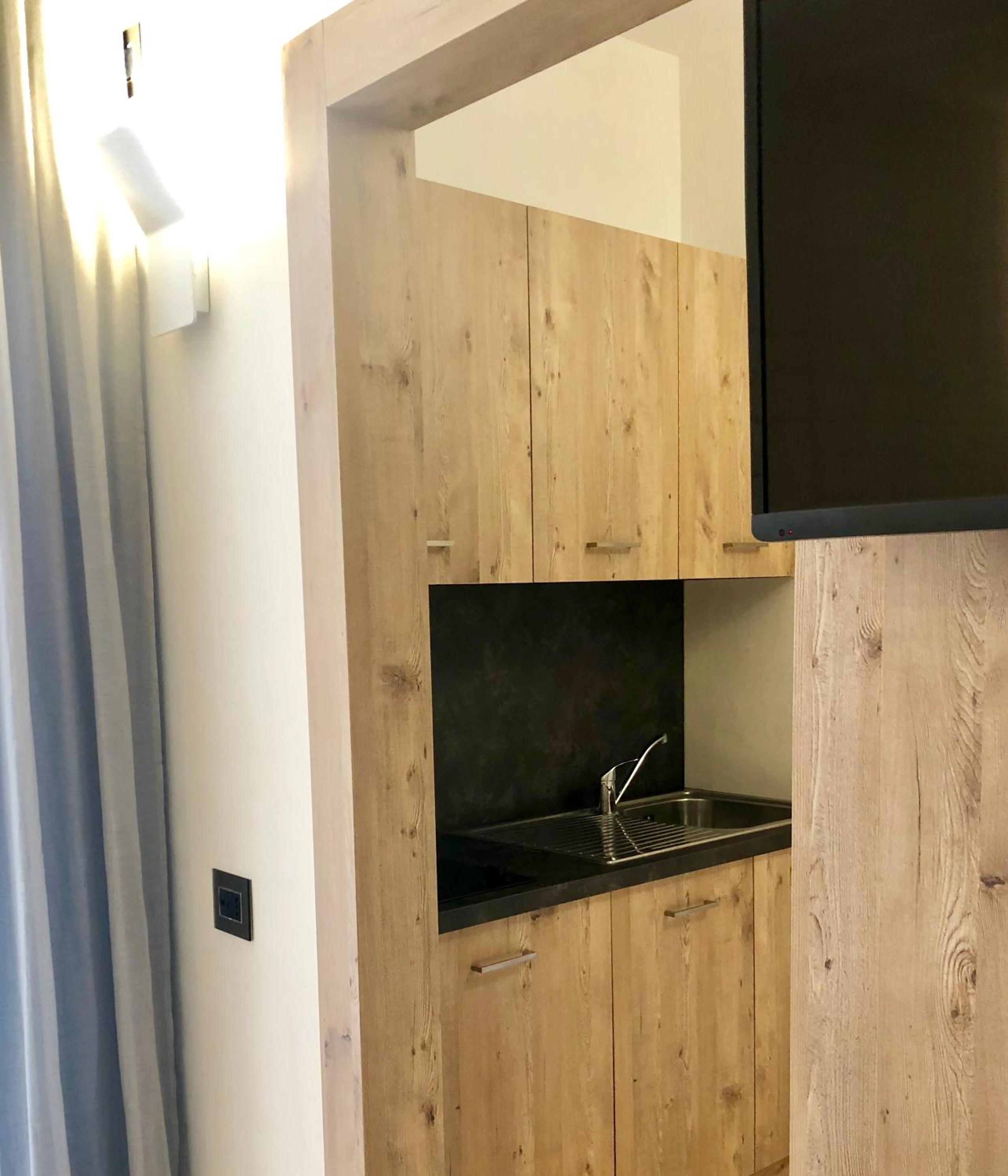 Relais Piazza Del Plebiscito B&B