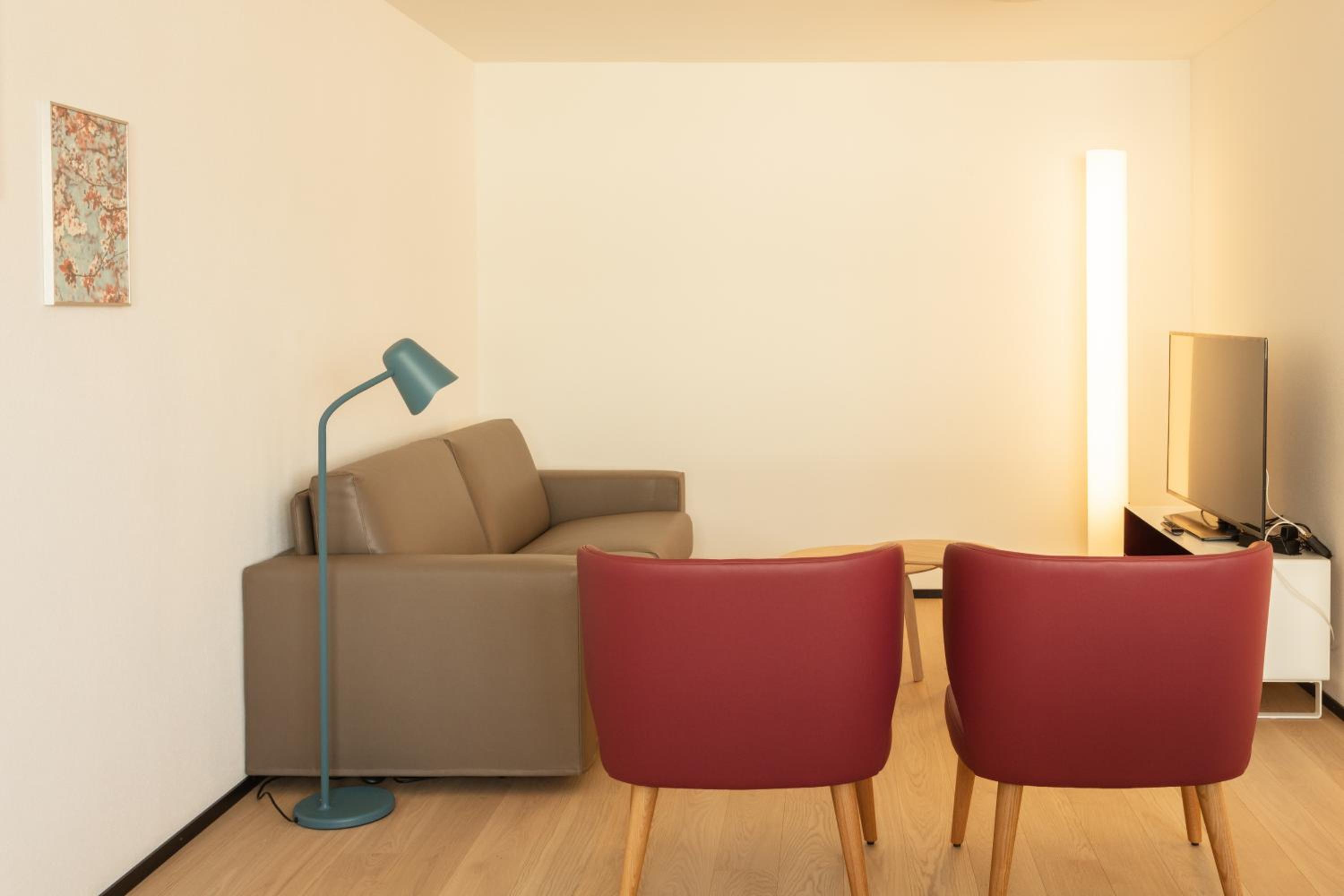 EMA House Serviced Apartments Superior Downtown view 2