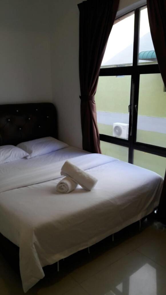 Max Ferringhi Hotel