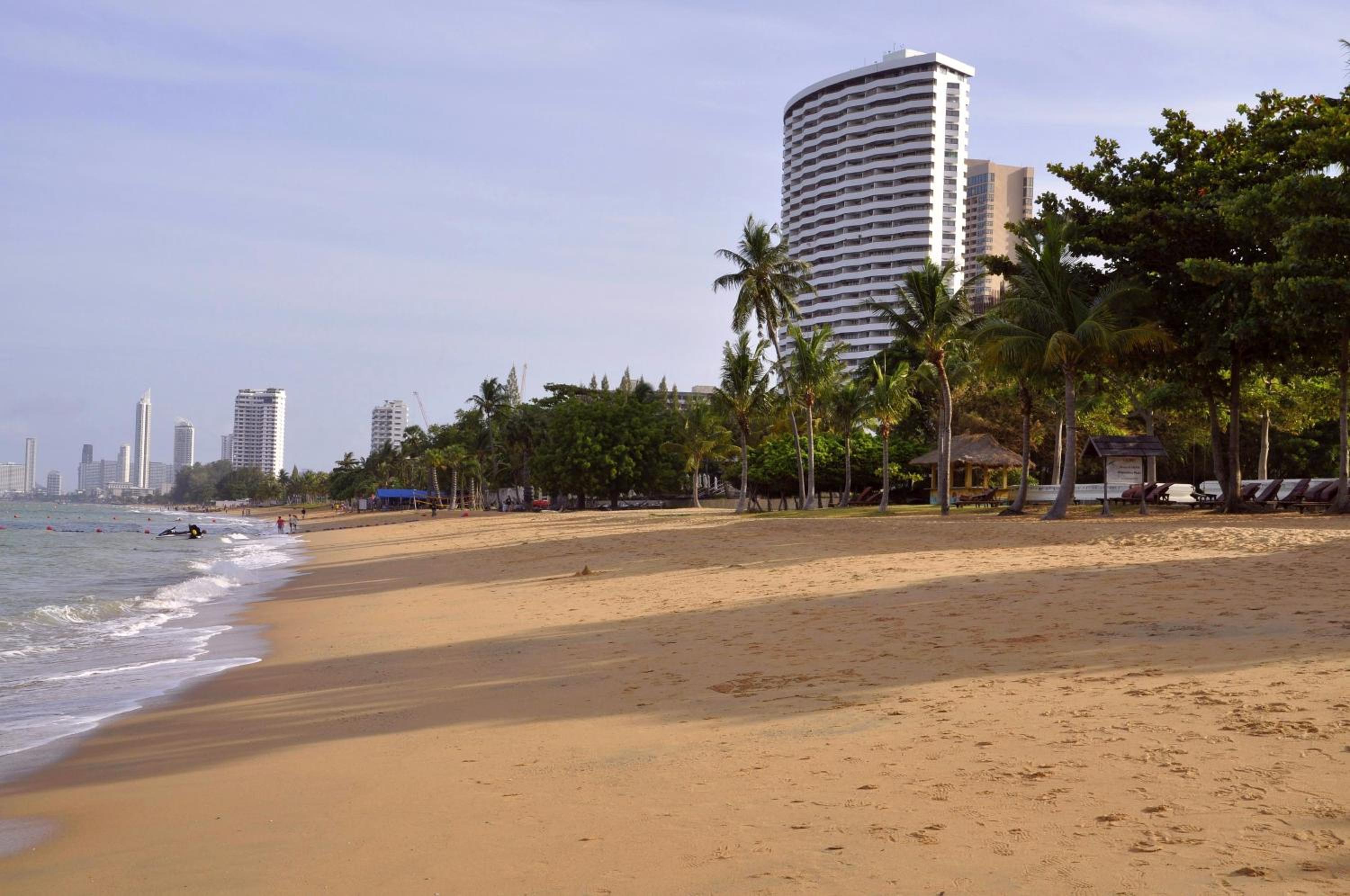 Sunshine Beach Condotel view 5