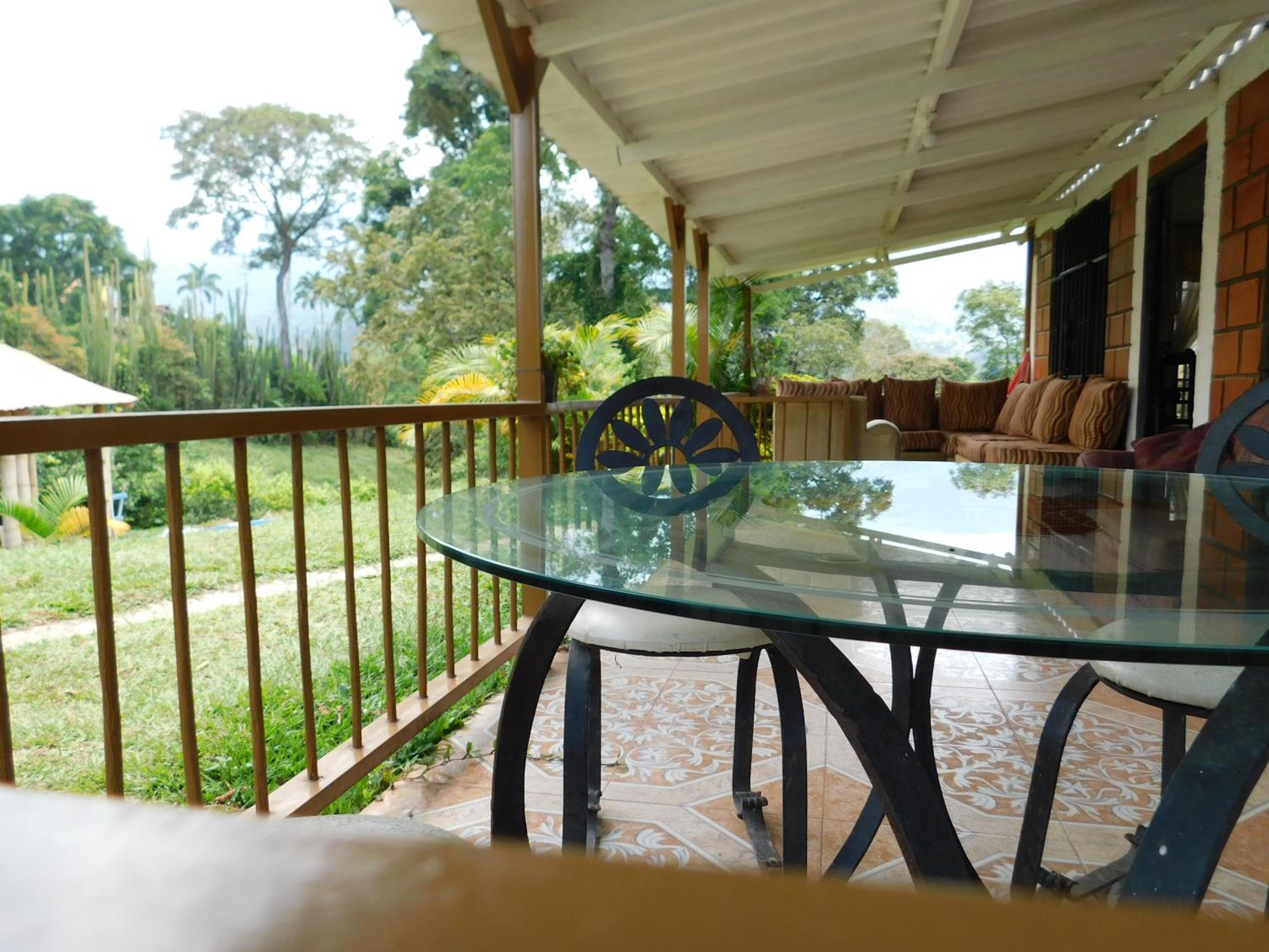 Casa Campo alojamiento campestre para descanso en Calarcá Quindío