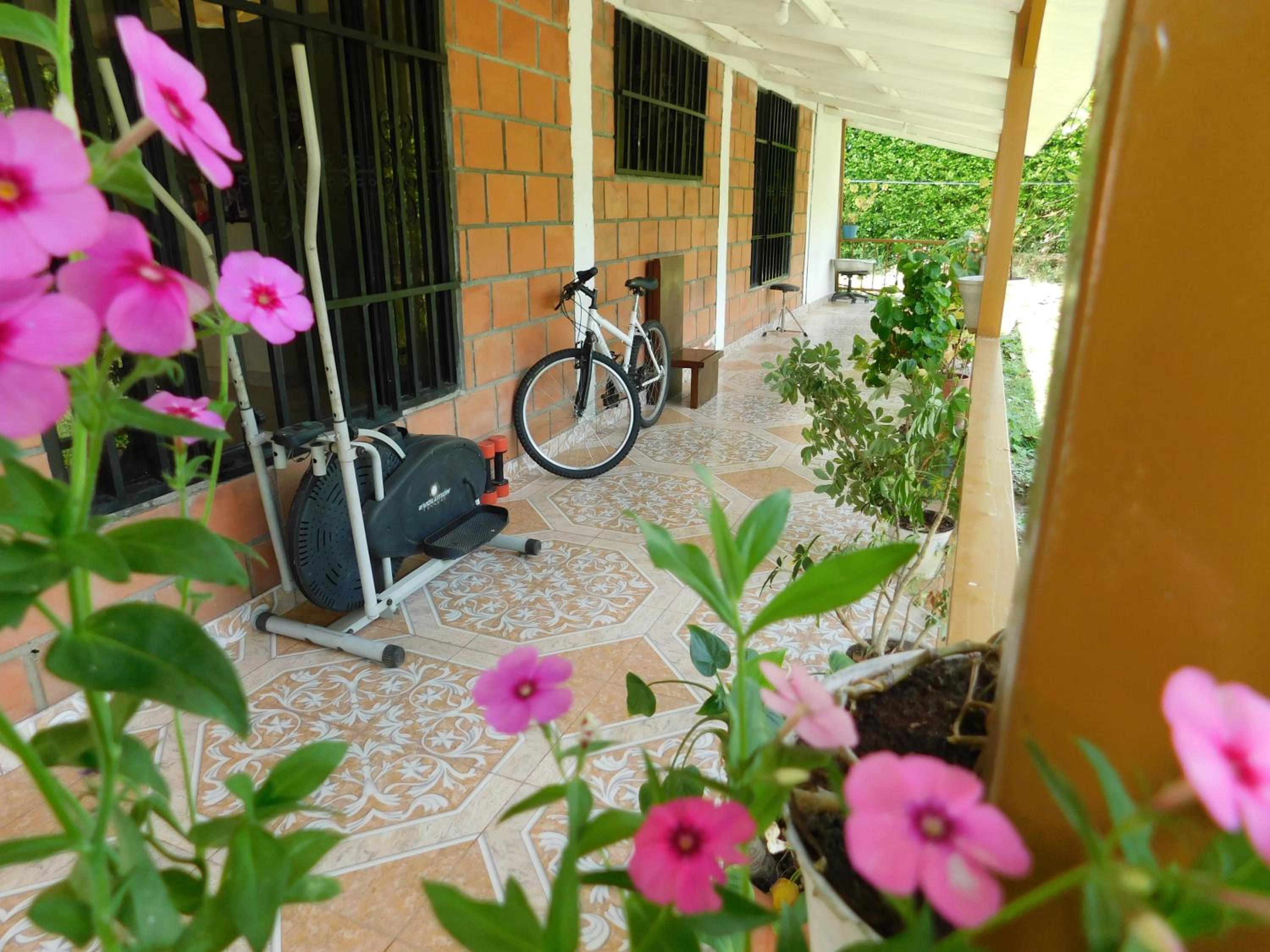Casa Campo alojamiento campestre para descanso en Calarcá Quindío