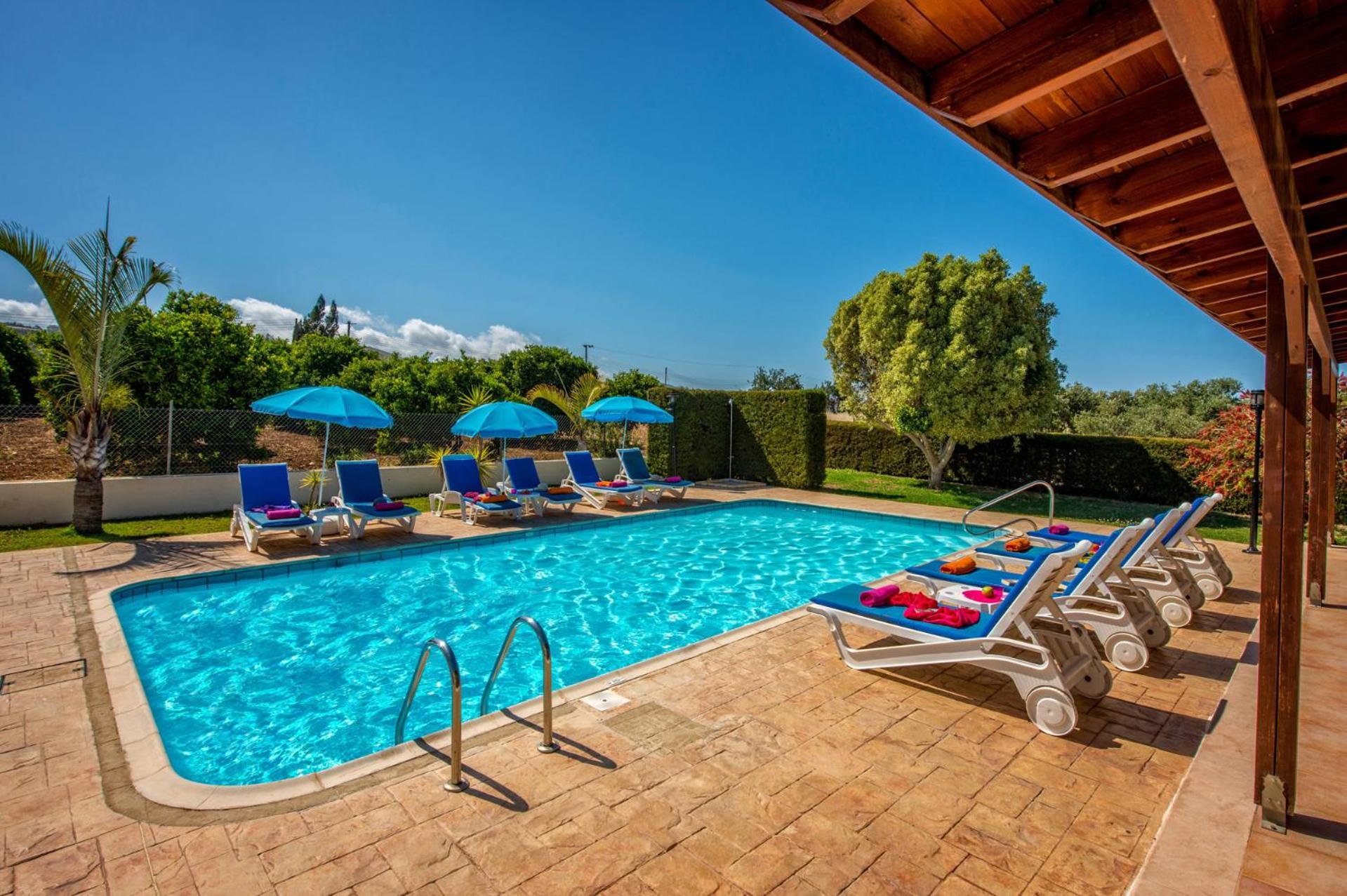 Androniki Luxury Villa Sea Views Pool BBQ WiFi A/C