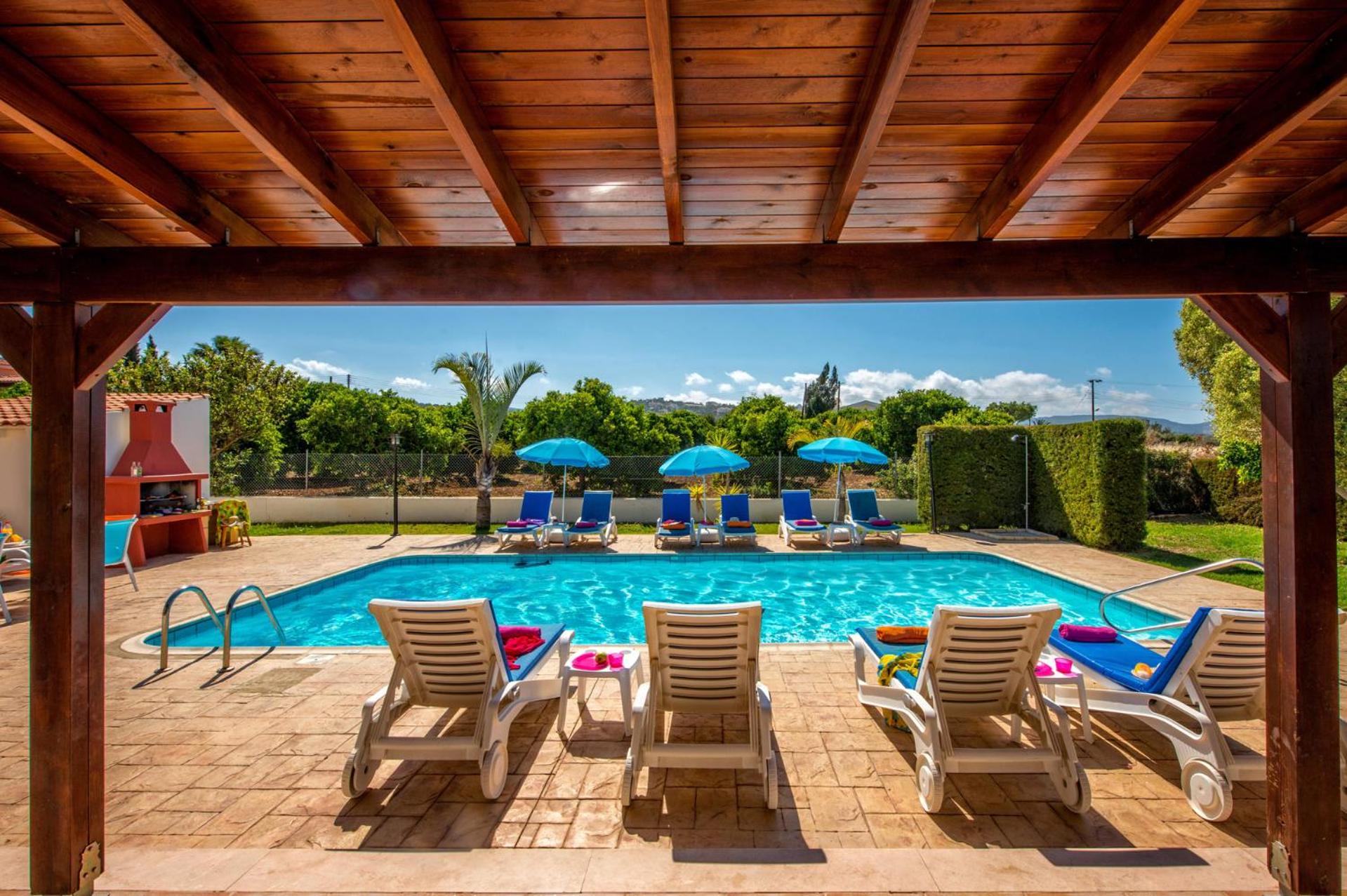 Androniki Luxury Villa Sea Views Pool BBQ WiFi A/C