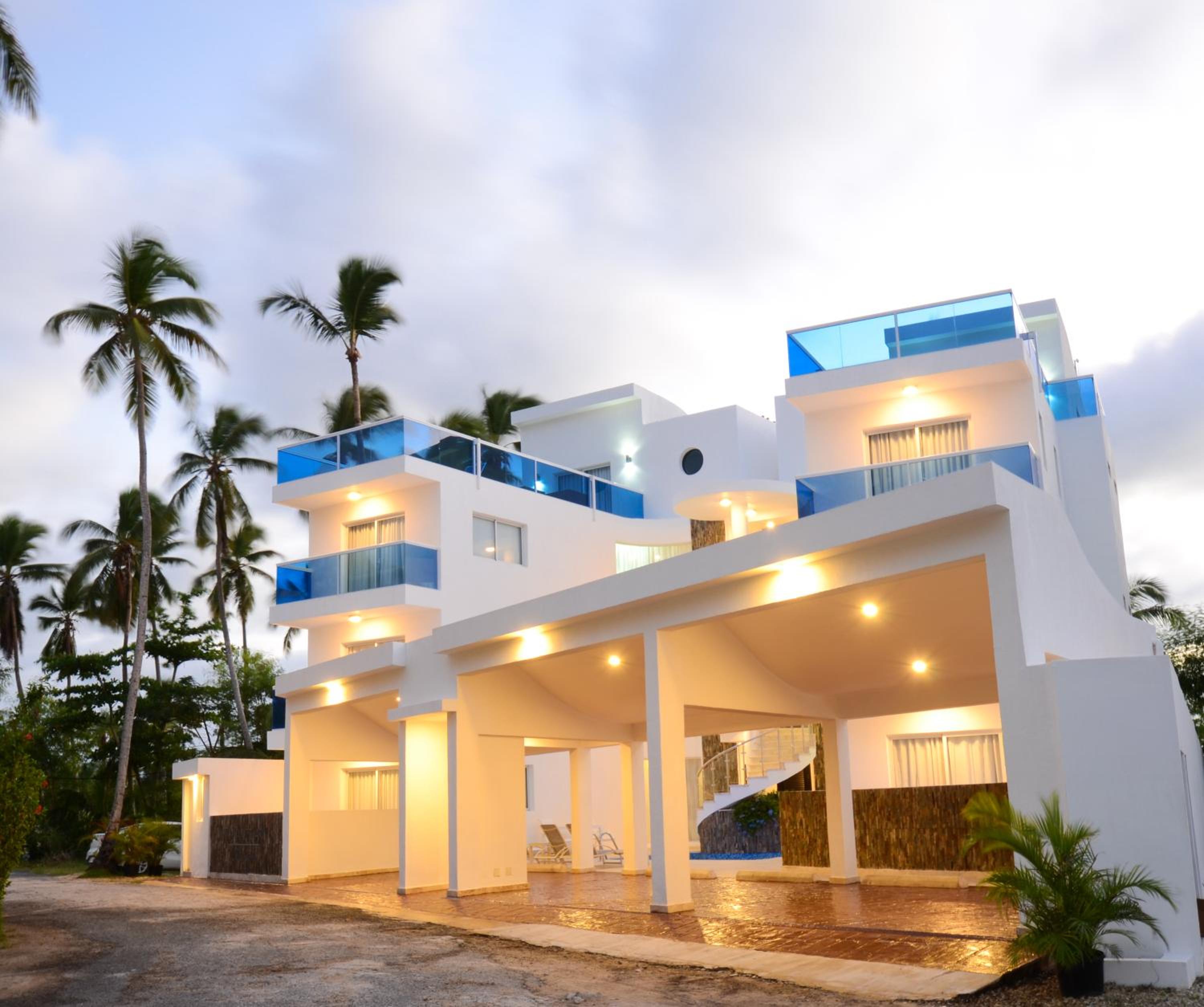 The Sanctuary @ Los Corales