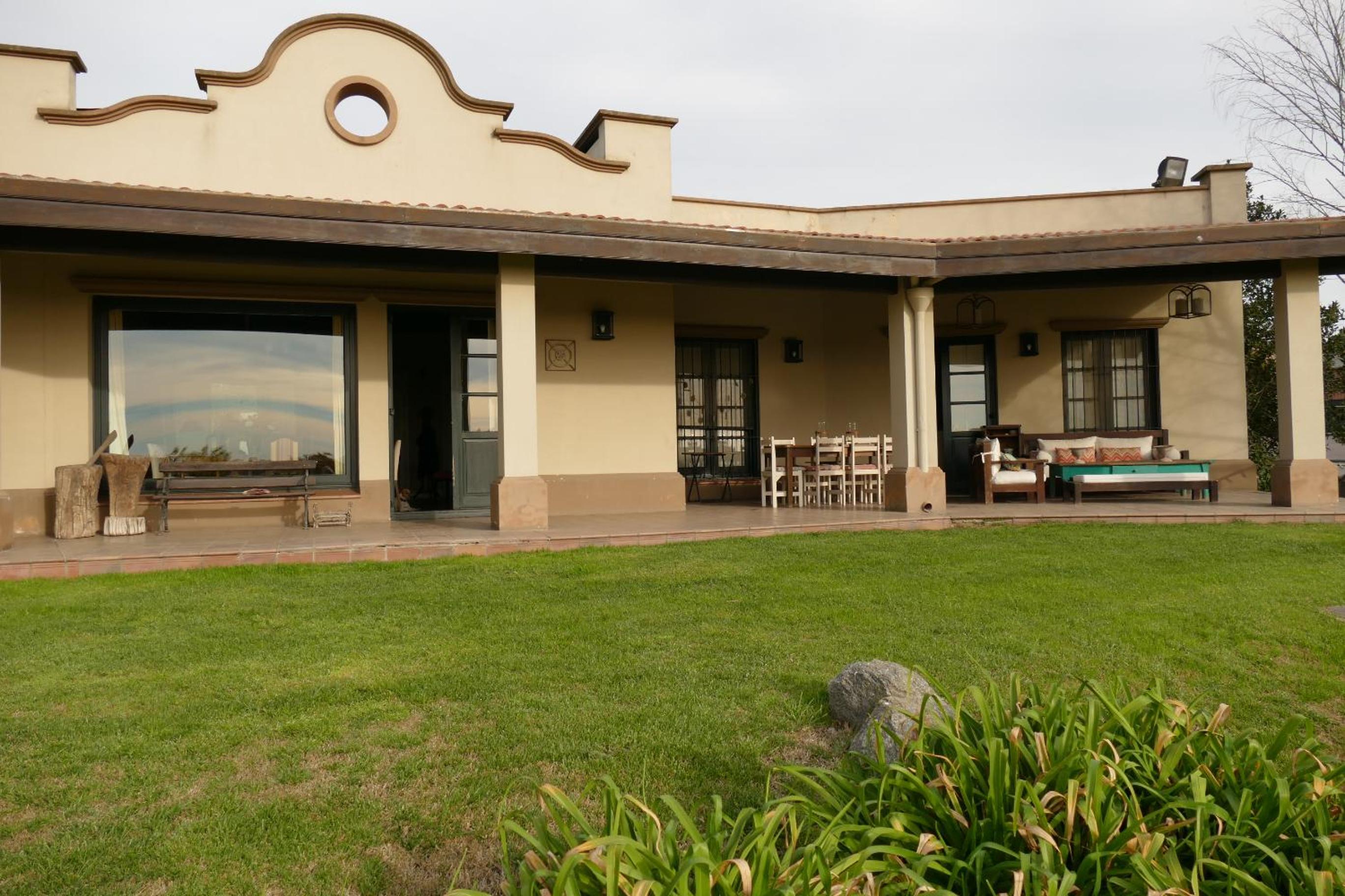 Casa Colonial La Alegria