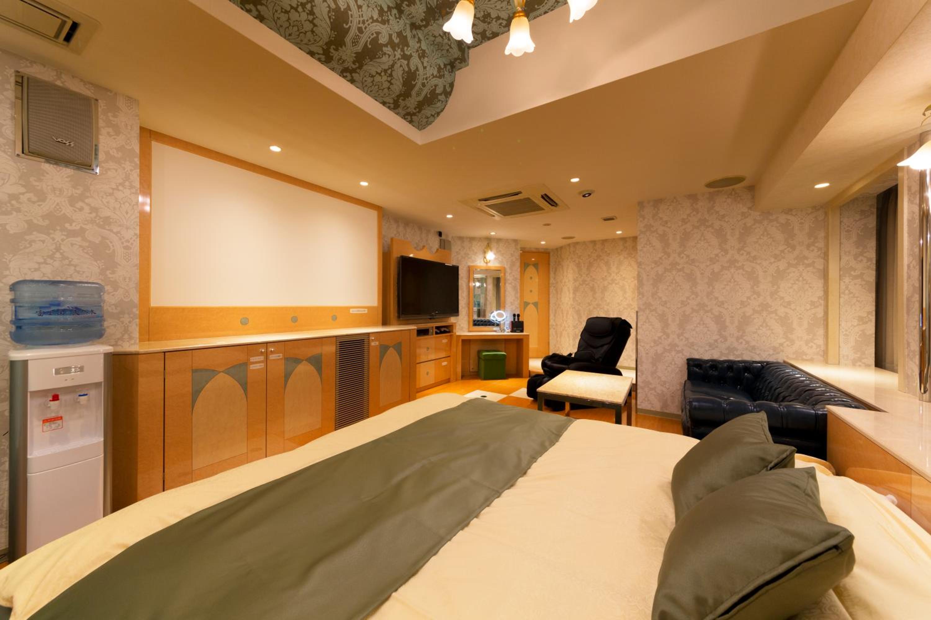 Hotel Luna Ikeda (Adult Only)