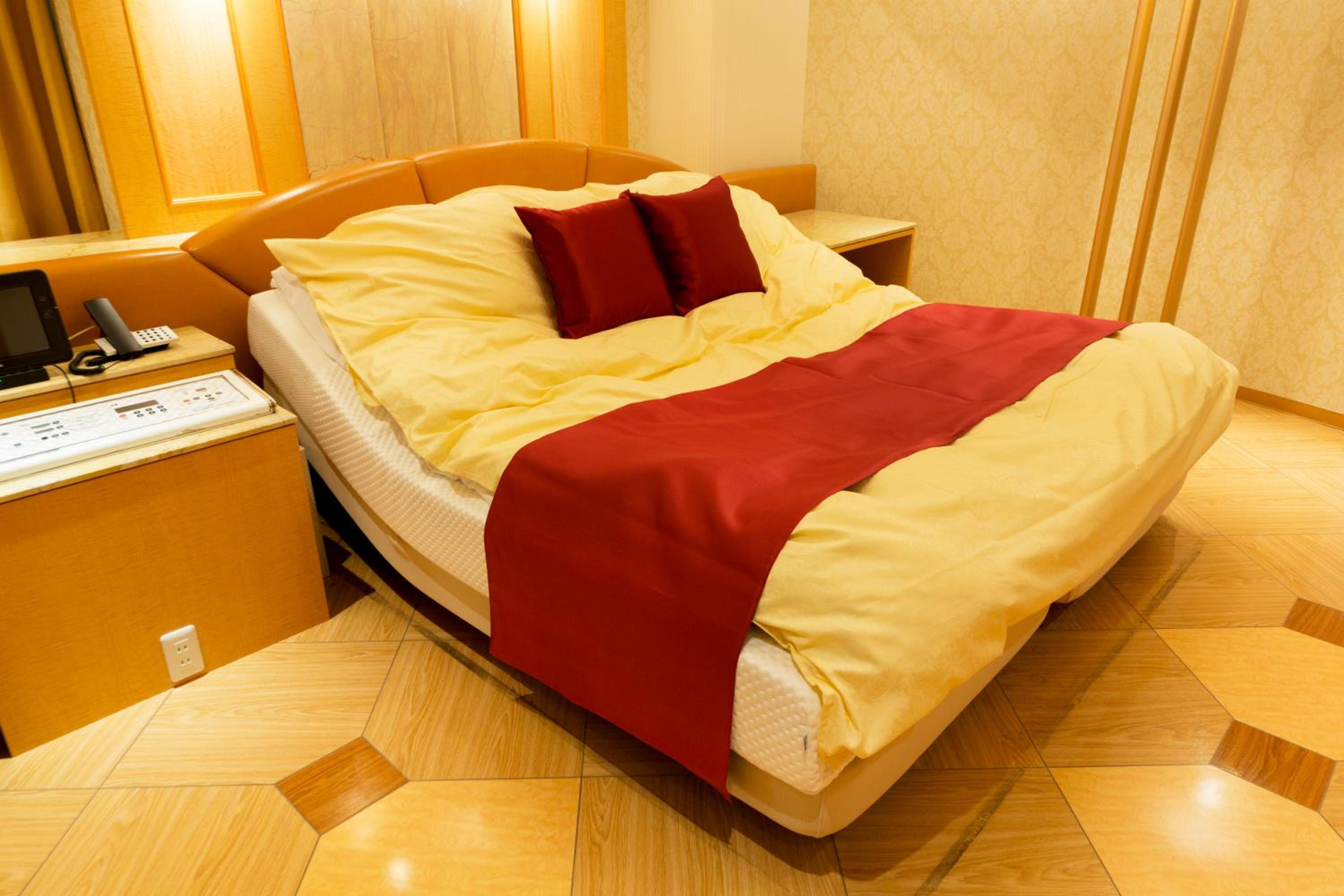 Hotel Luna Ikeda (Adult Only)