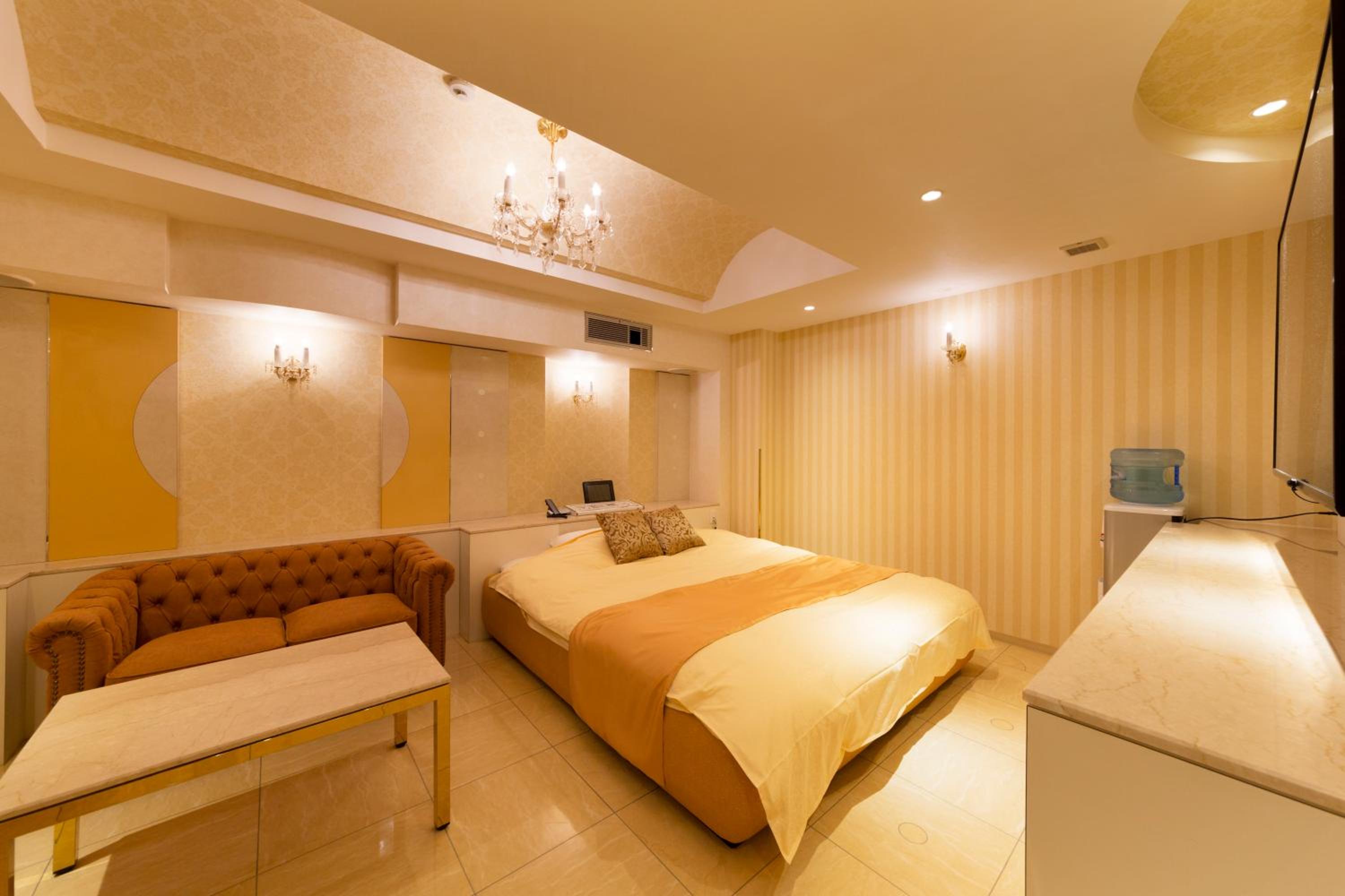 Hotel Luna Ikeda (Adult Only)