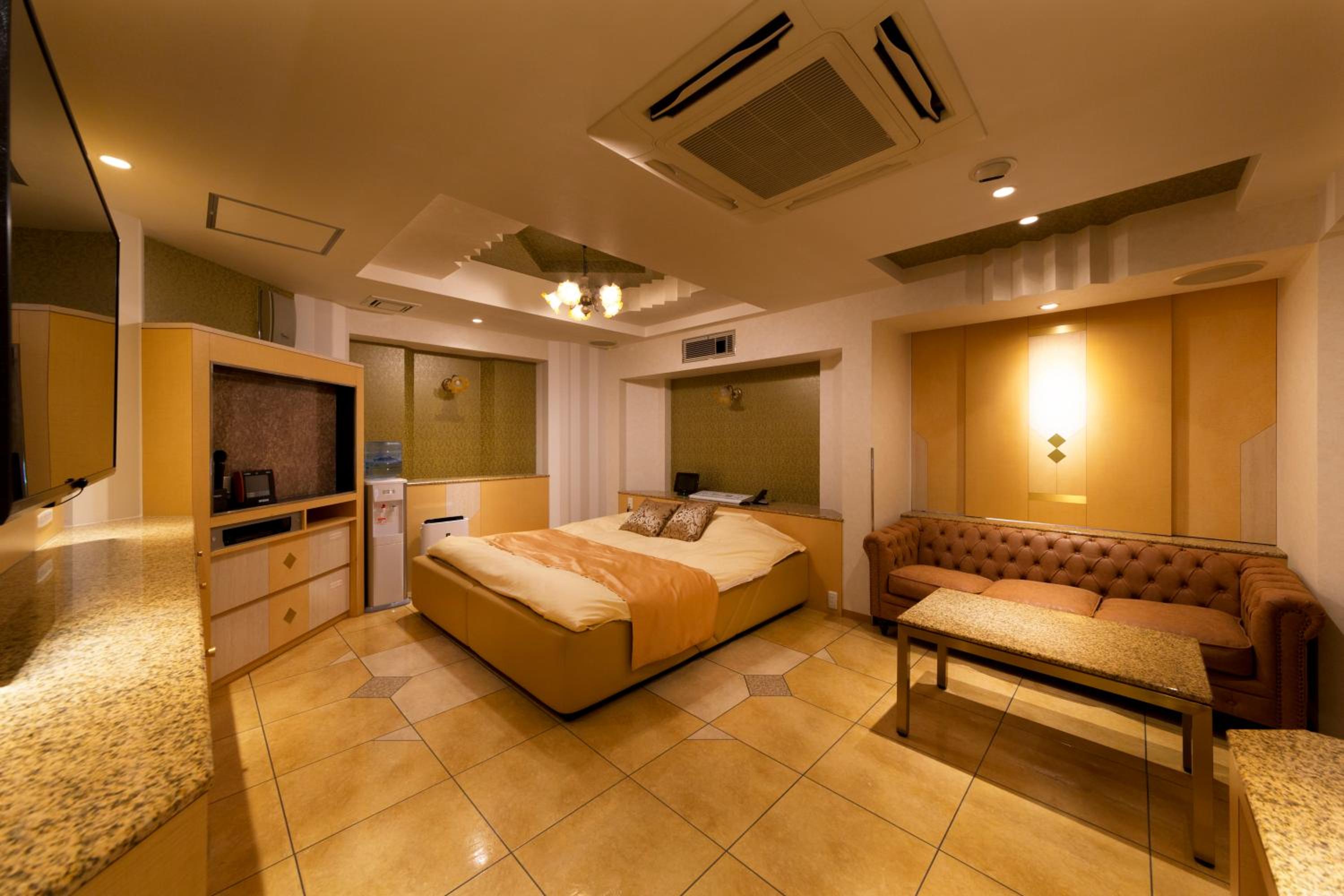 Hotel Luna Ikeda (Adult Only)