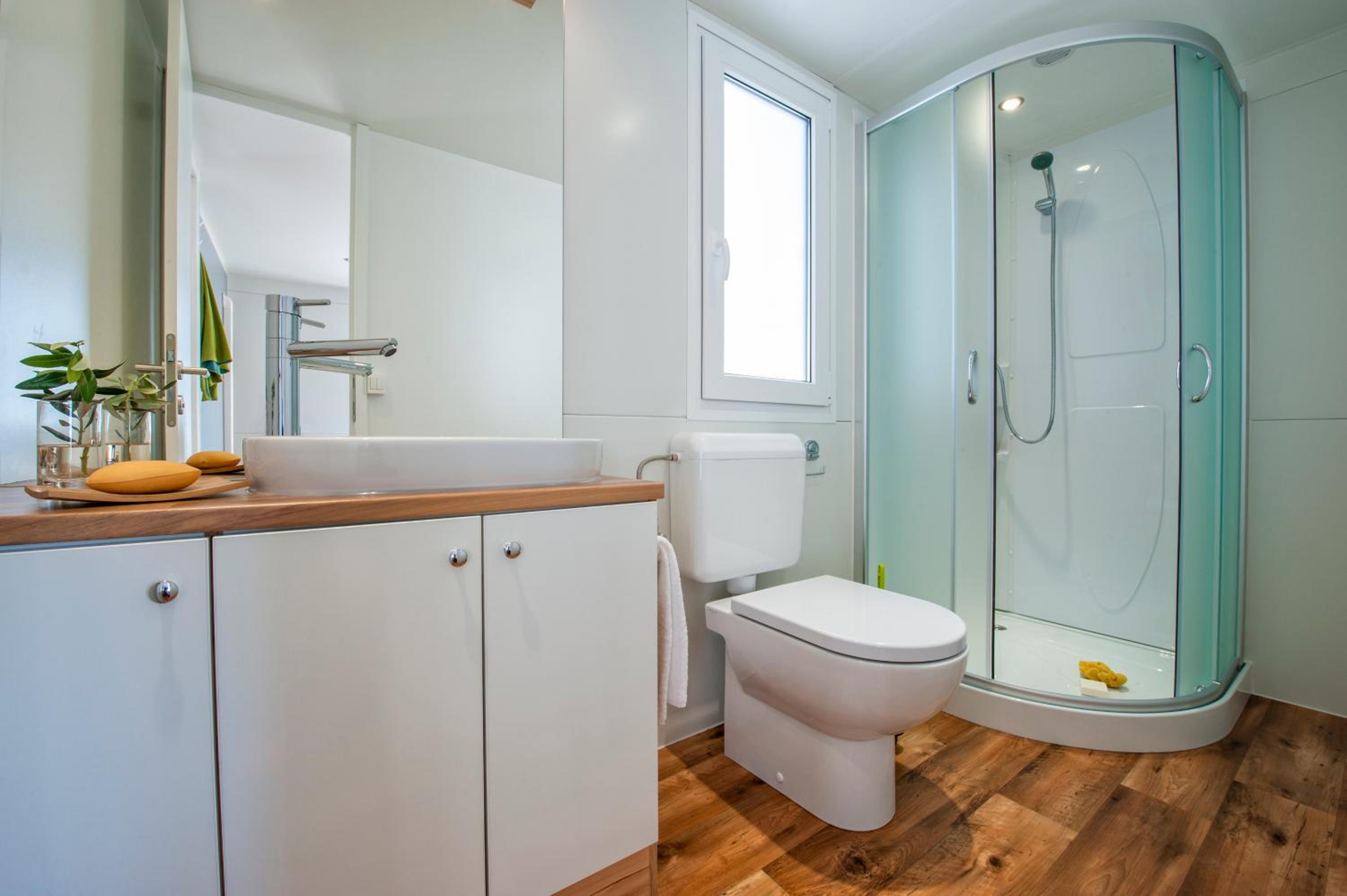 Adria Village Superior Mobile Homes view 3