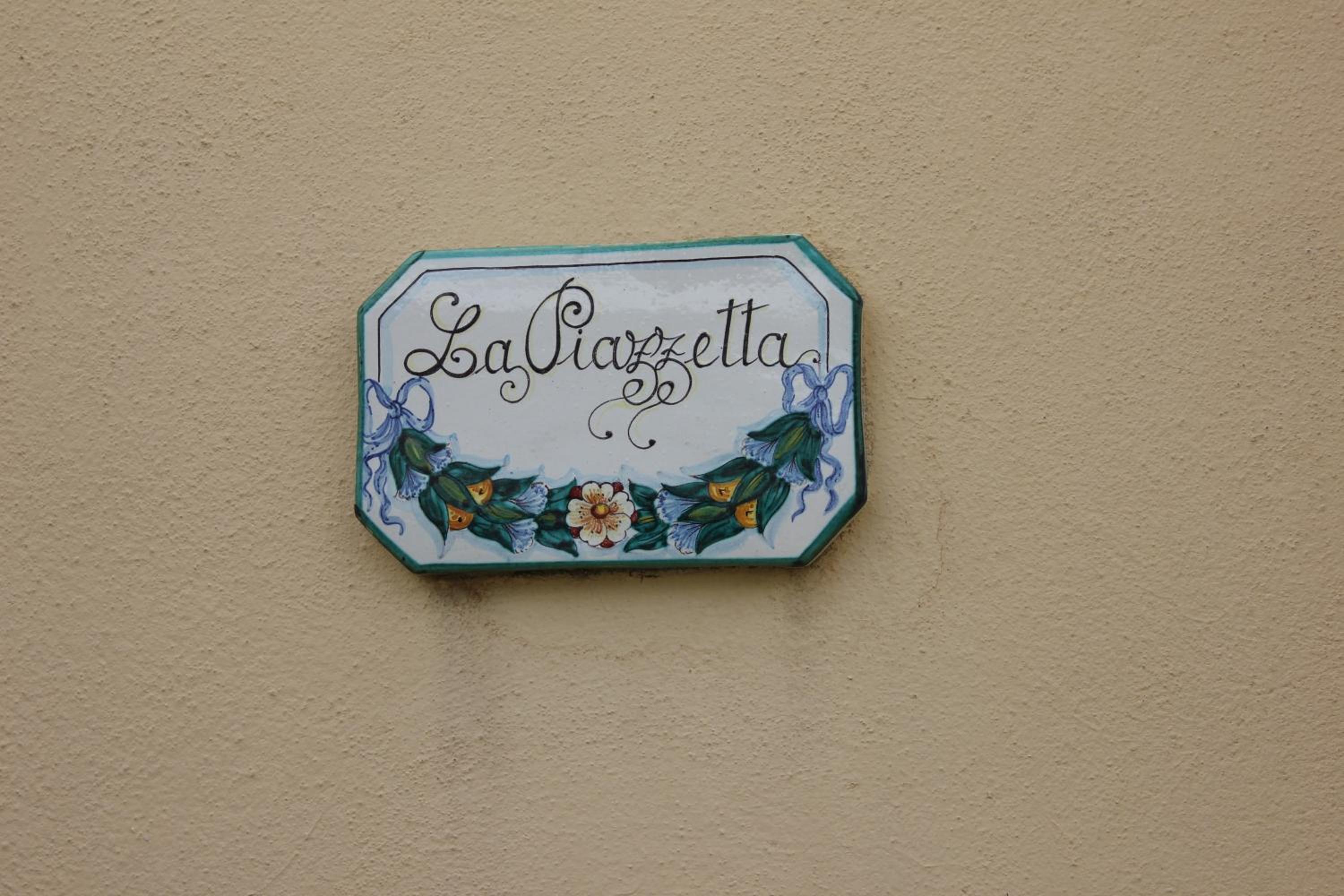 Casa di Romano, La Piazzetta photo 2