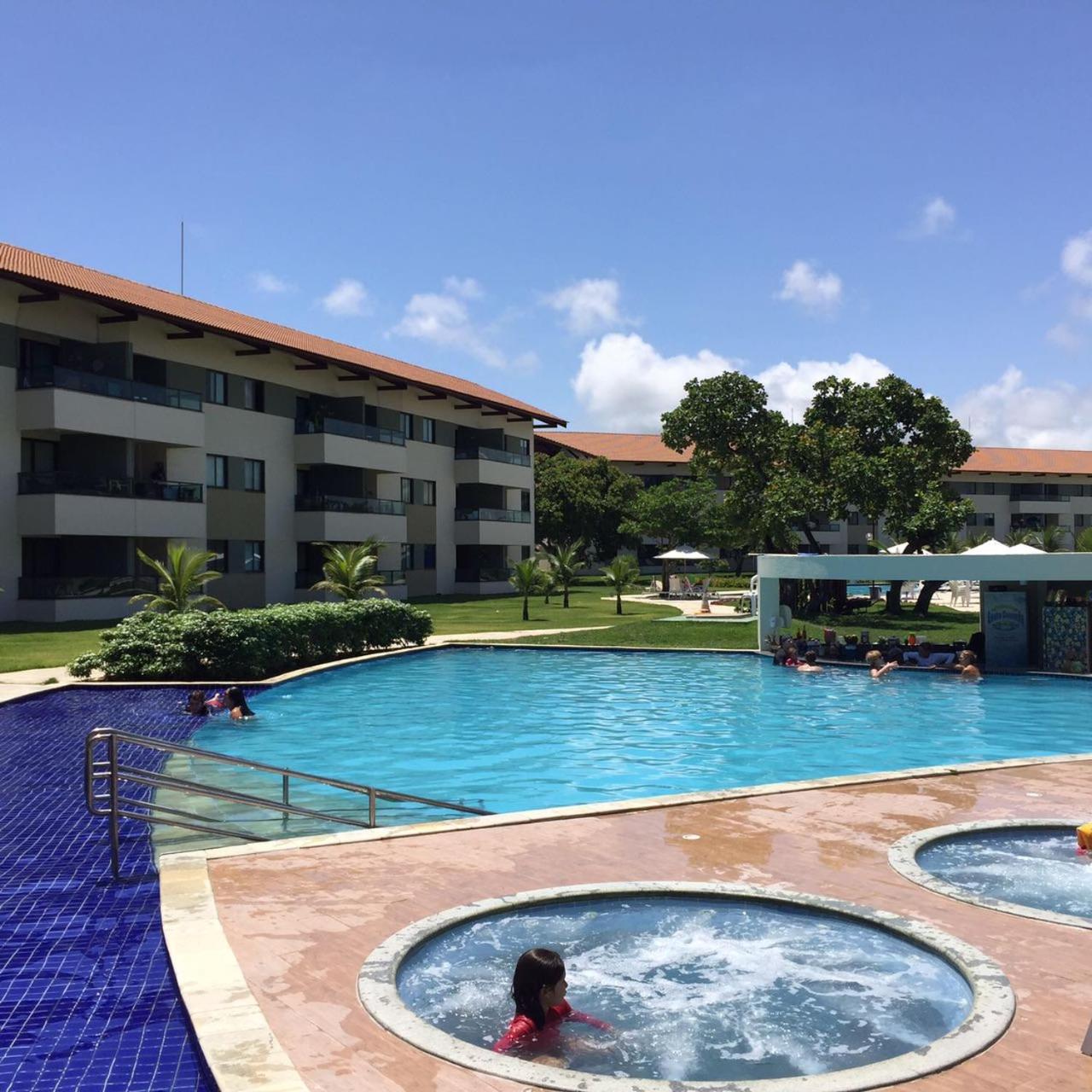 Flats de Luxo em Carneiros, a beira mar, pé na Areia | Carneiros Beach Resort