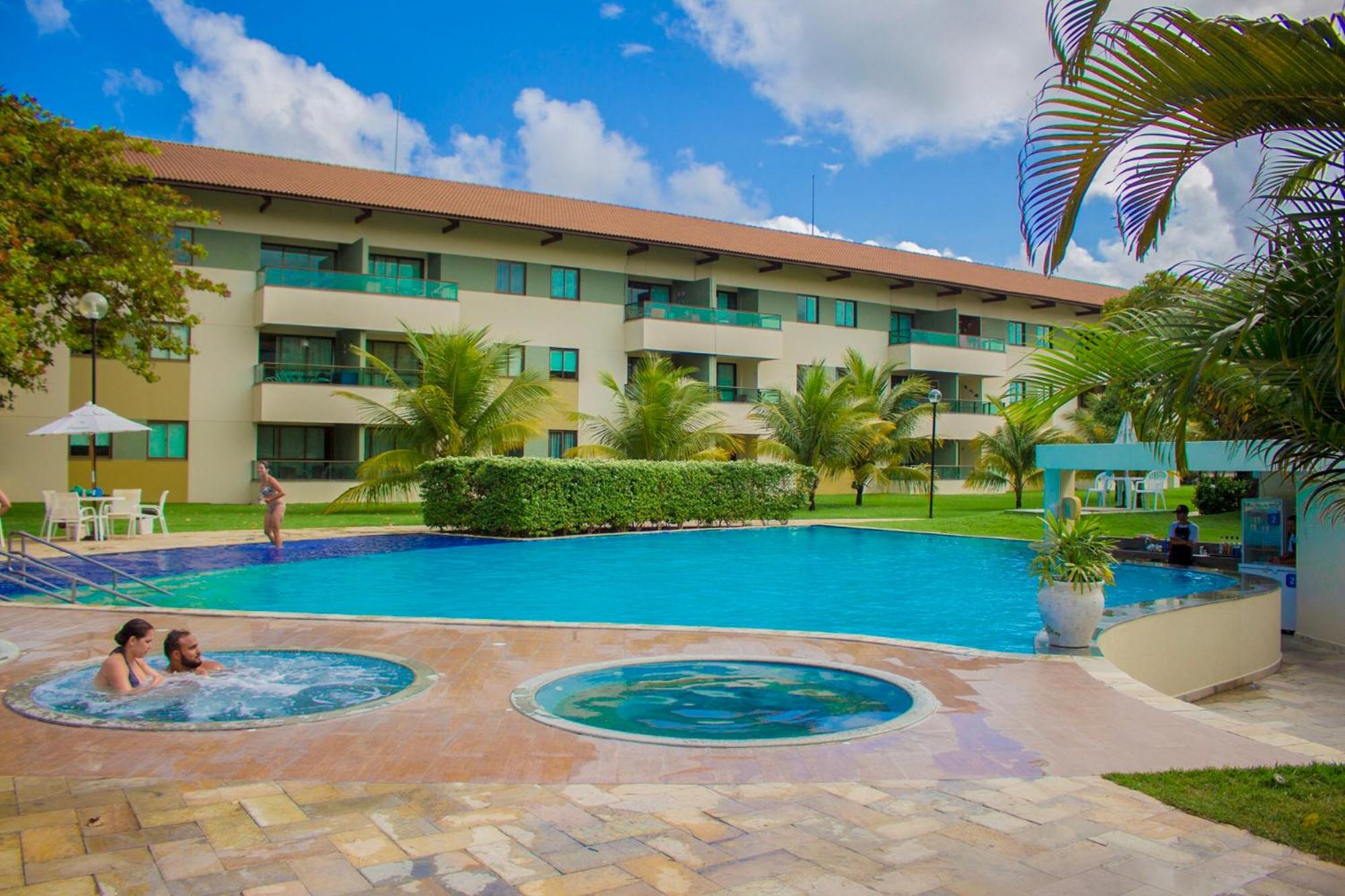 Flats de Luxo em Carneiros, a beira mar, pé na Areia | Carneiros Beach Resort
