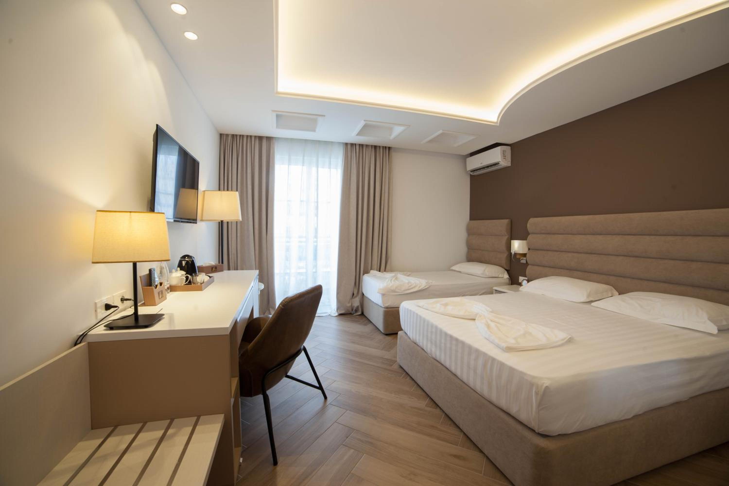 Grand Blue Fafa Resort & SPA