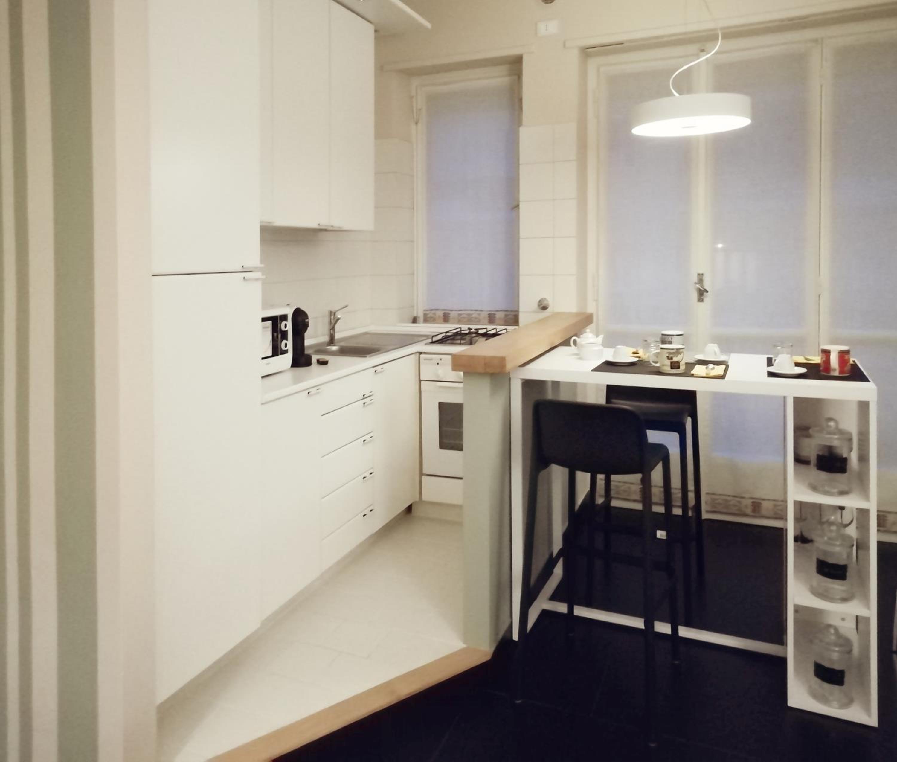 Here apartment en Turin — kitchen