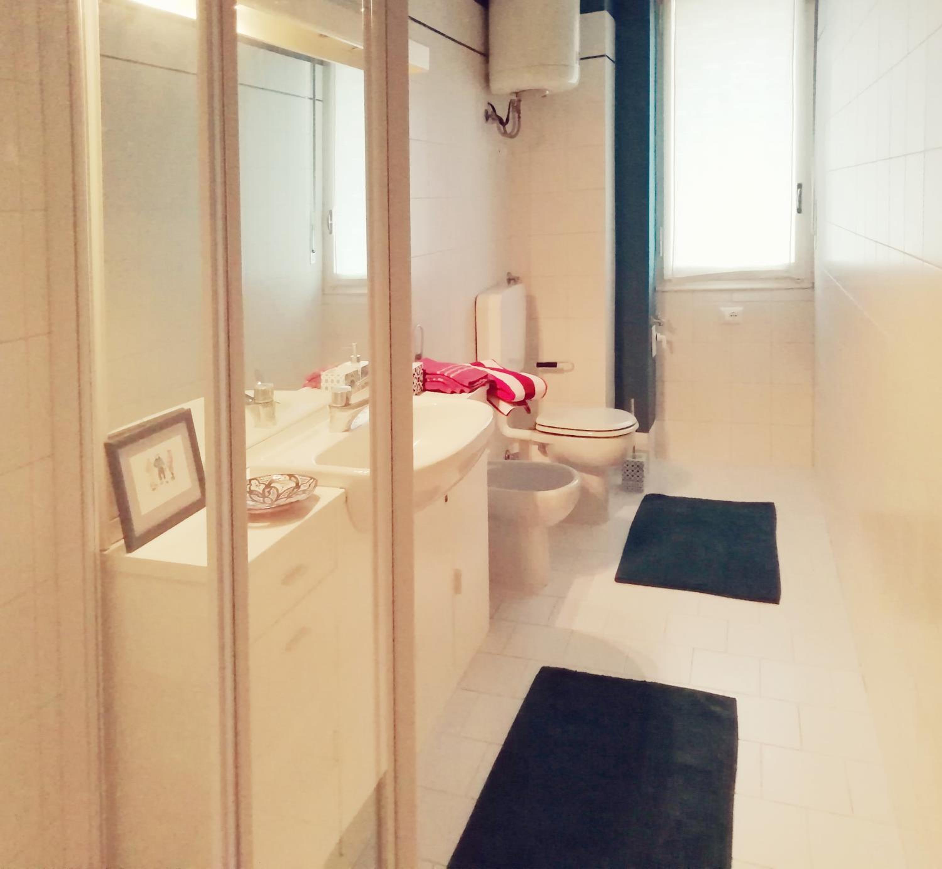 Here apartment photo 4