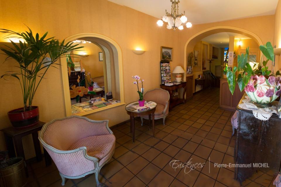 hotel reception