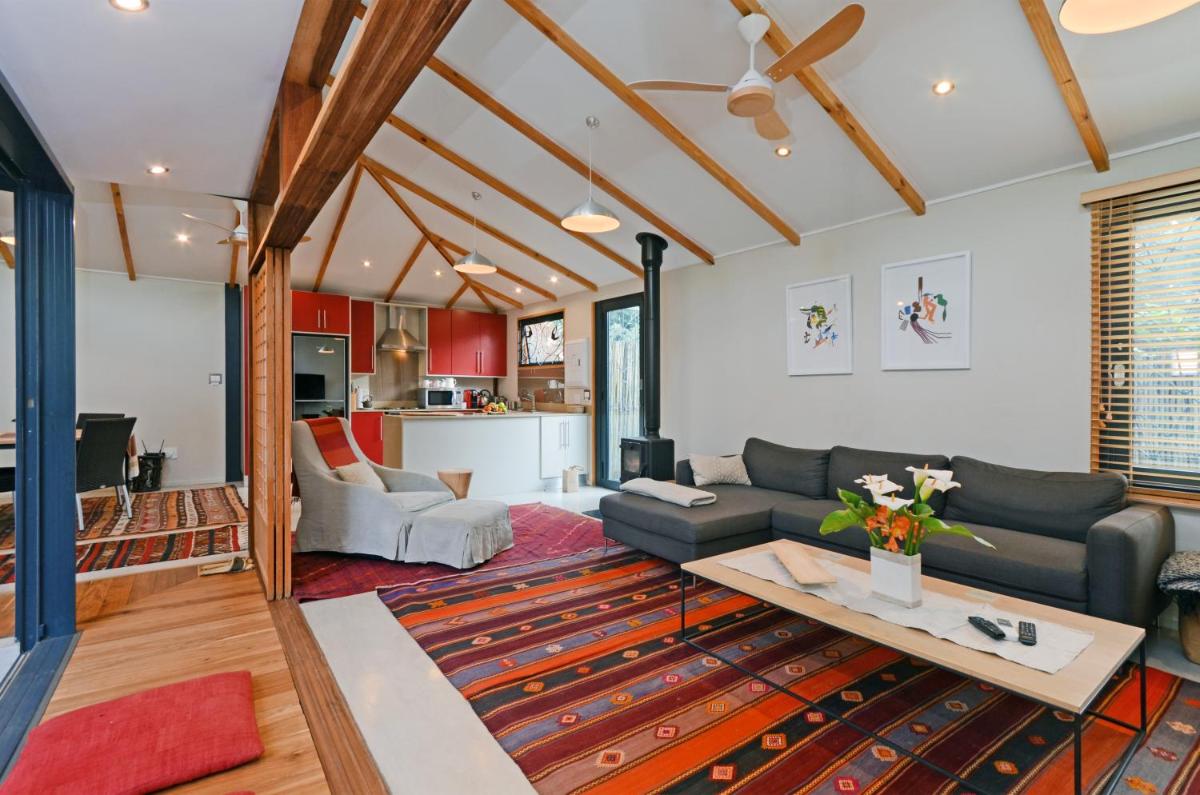 Bamboo Cottage