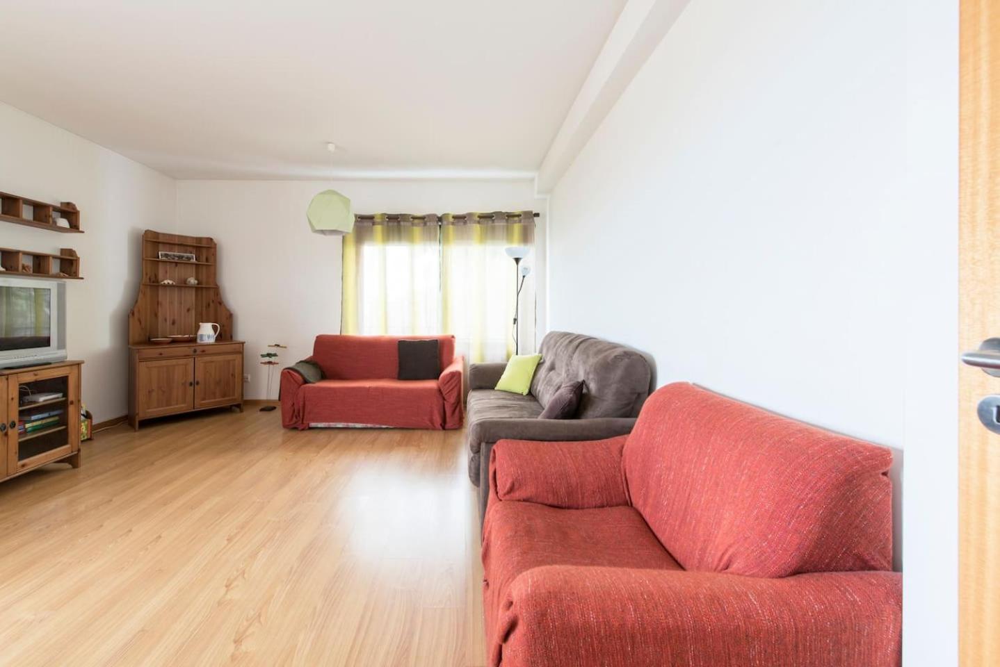 Lovely 3 bedroom for the Perfect stay in Lisbon view 2