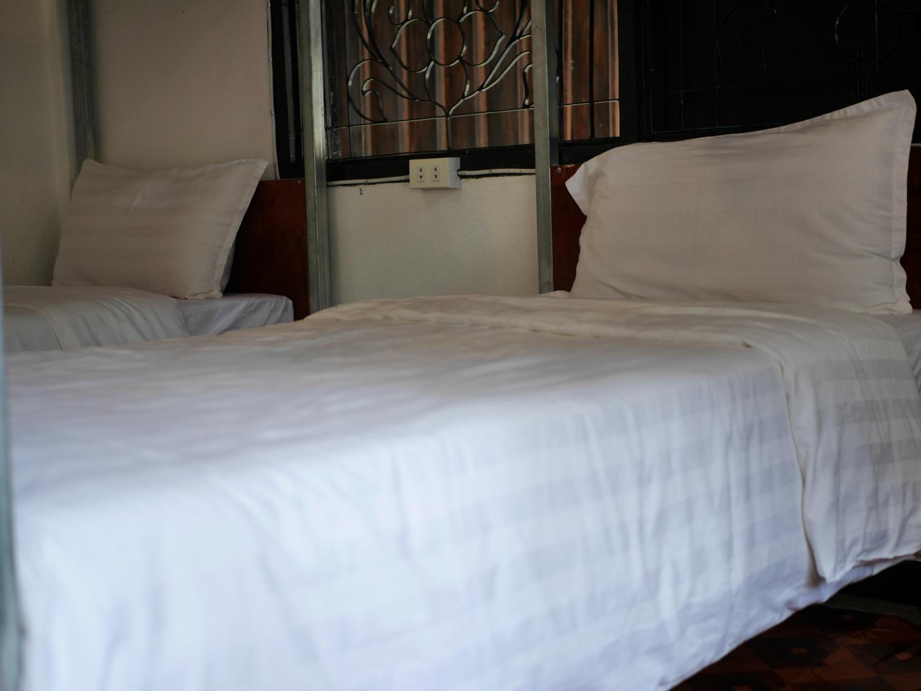 Luang Prabang Vacations - Y Not Laos Hostel - Property Image 10